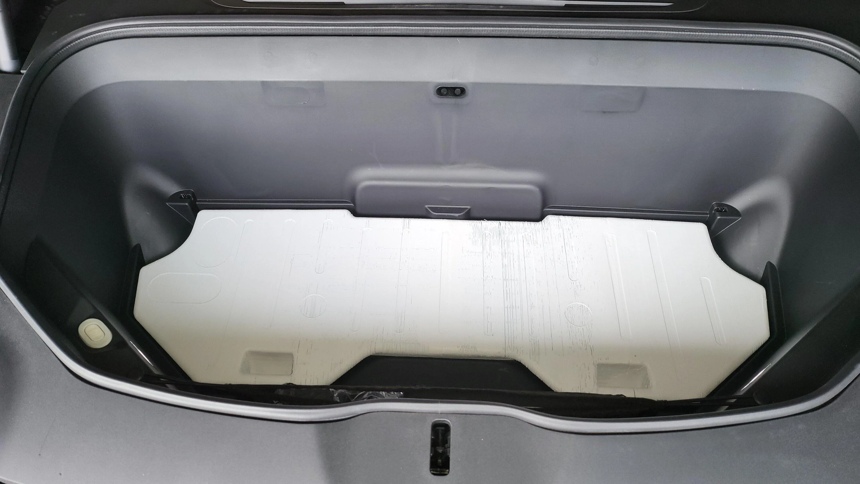 Rivian R1T R1S Powered 40 qt Frunk Cooler and 12 gal Water Tank w/ washdown sprayer concept (by @BoxGods) 20221222_140725