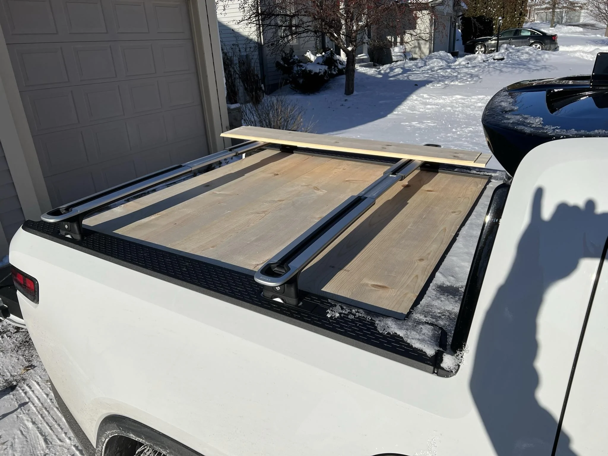 Rivian R1T R1S DIY temporary tonneau / bed cover? IMG_3761