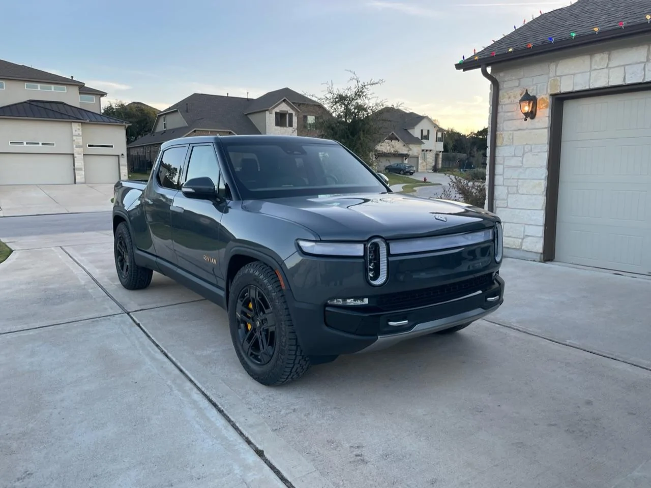 Rivian R1T R1S Your Rivian Christmas? 4DCA8A4F-0C65-4616-A393-0A1E0EDE8267