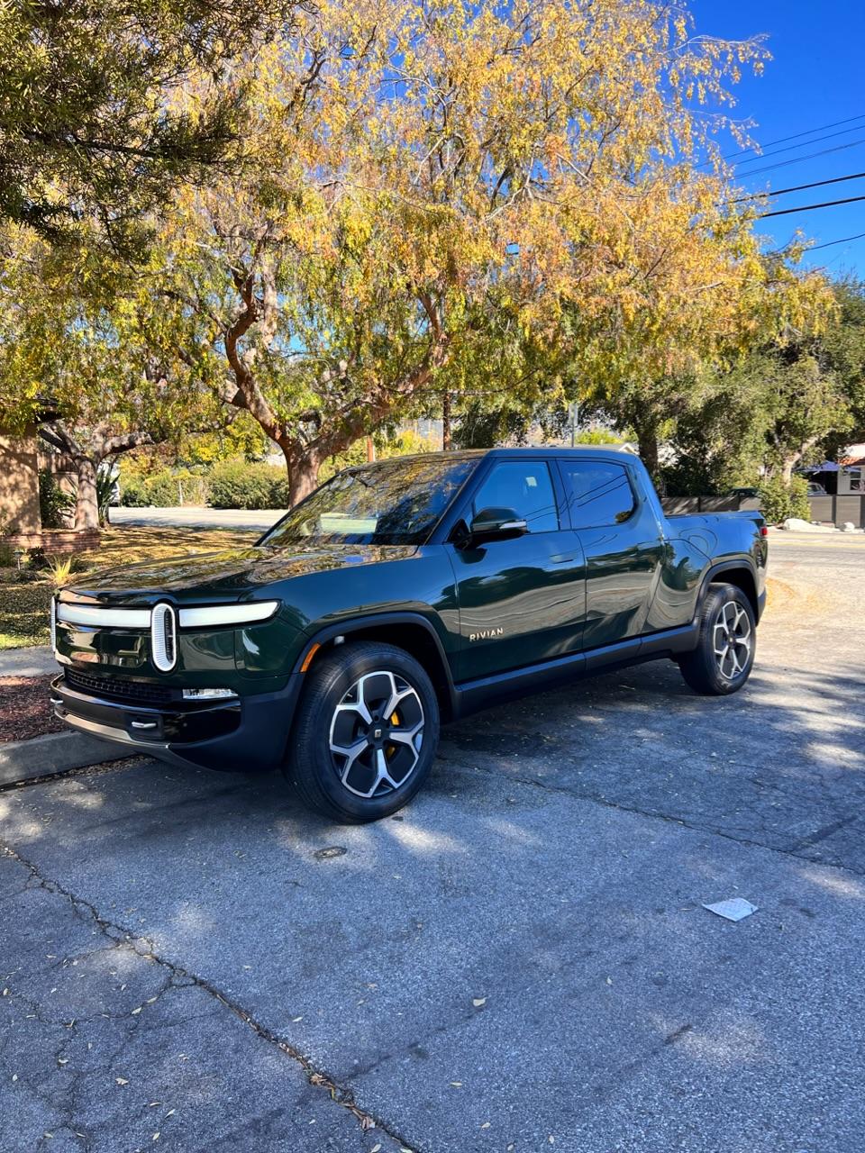 Rivian R1T R1S Your Rivian Christmas? B2A0DE23-BA64-4DB2-87F6-AE1BA3C5E357