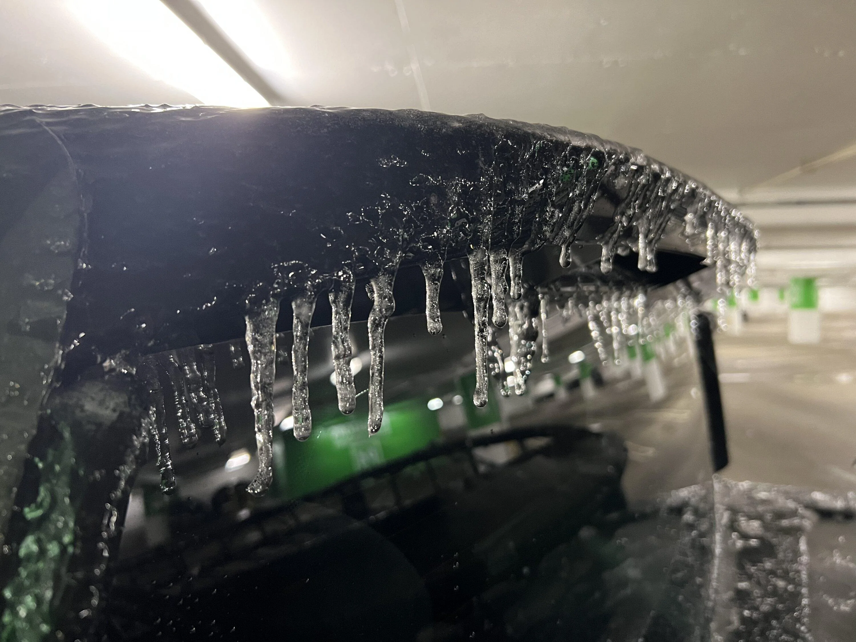 Rivian R1T R1S Cooler than being cool. Ice storm results 08A90E8A-11C4-4615-B3BA-0366D23ED0BC