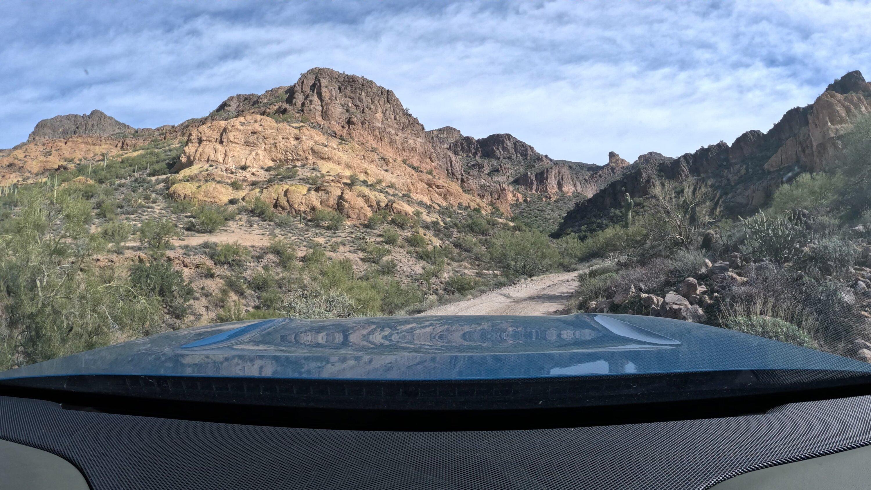 Rivian R1T R1S R1T Off-road Trips in Metro Phoenix, AZ: Box Canyon - Wickenburg and Bulldog Canyon FR10 - Mesa Frame-28-12-2022-01-12-12