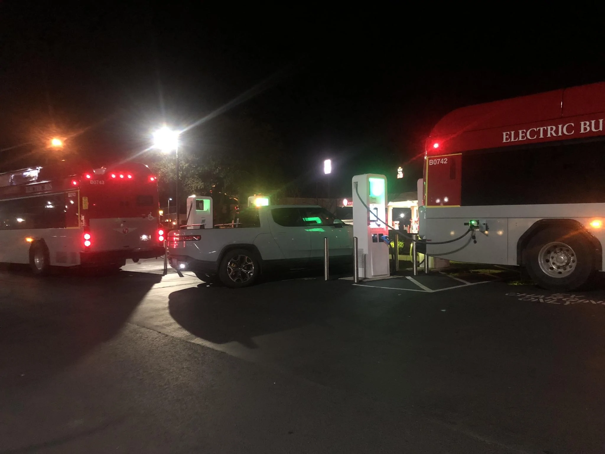 Rivian R1T R1S City buses ICE EA station? BUS1