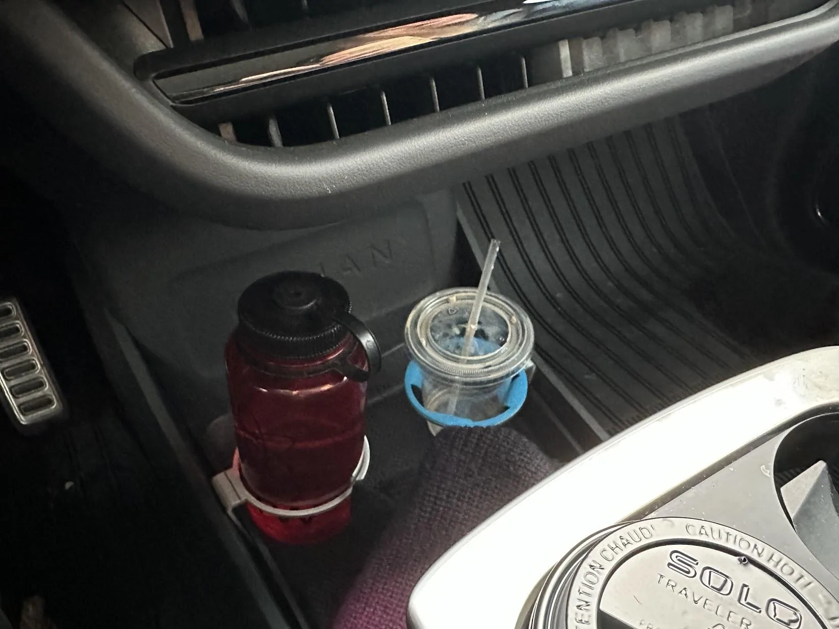 Rivian R1T R1S Ahoy All From s00nish! cupholder