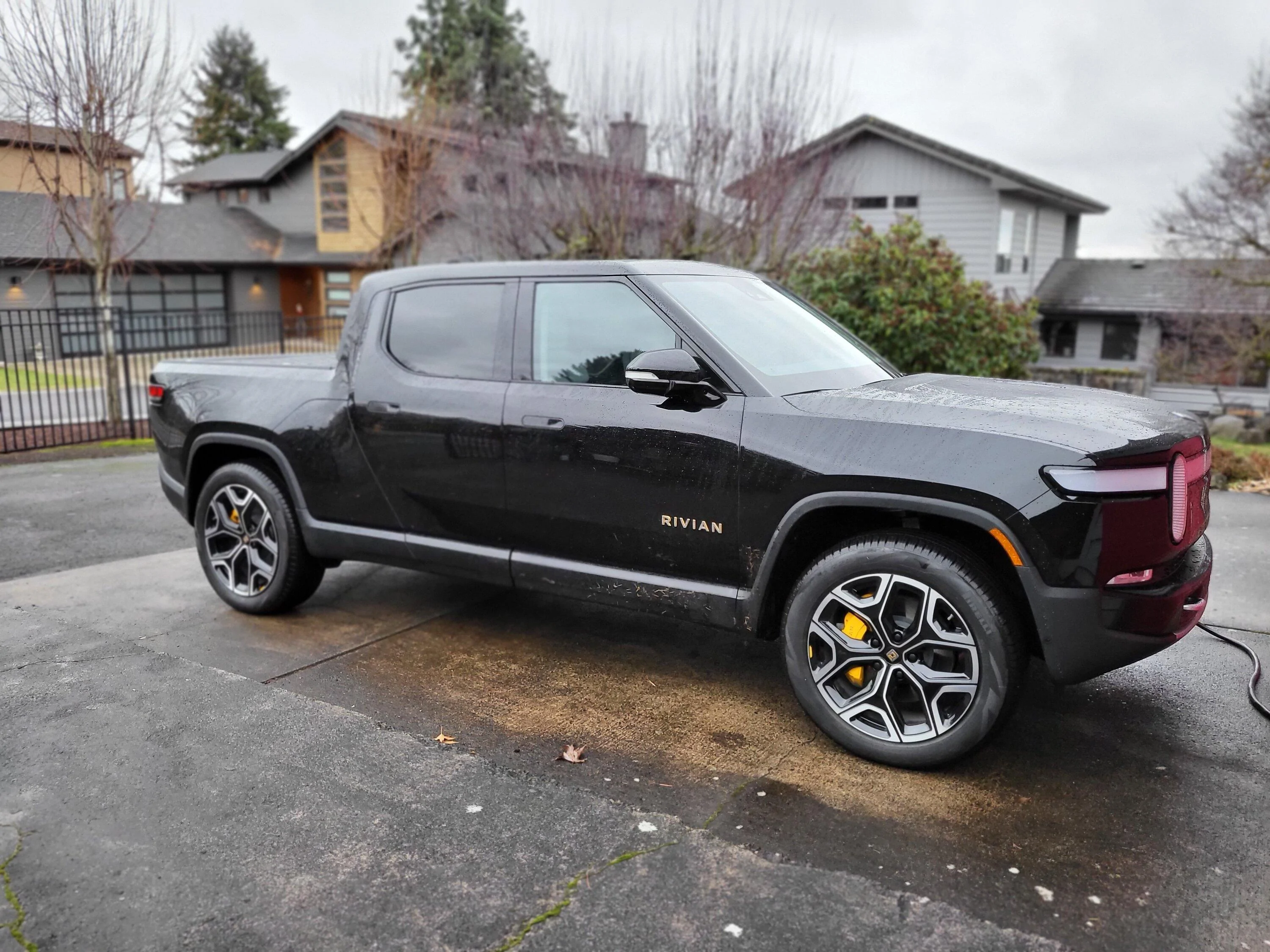 Rivian R1T R1S Show off your Level 2 Home Charger installs here 20221229_152204