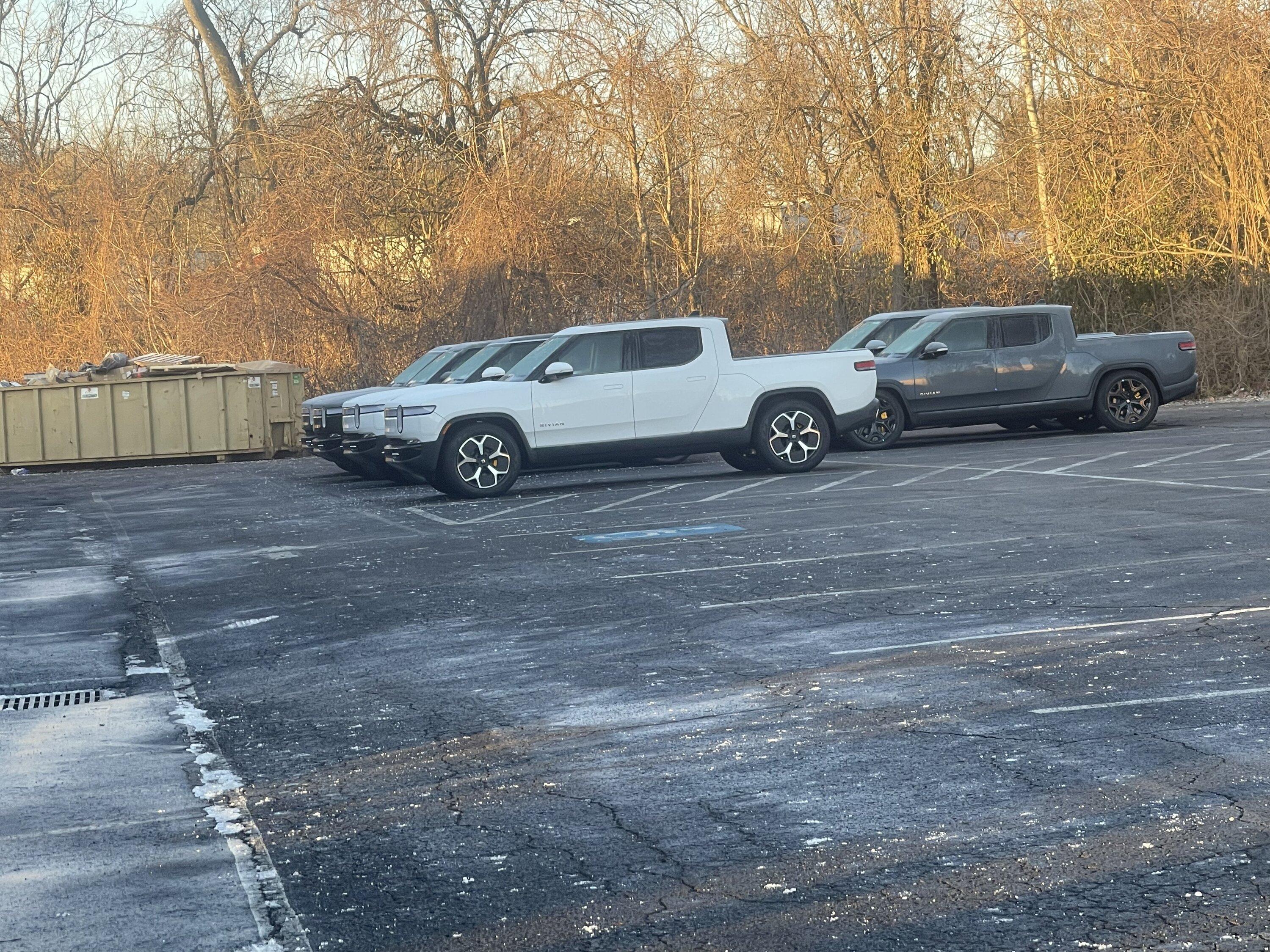 Rivian R1T R1S Second Tennessee Service Center is Officially Open 9AC148AE-3EA4-4420-A8FB-9F26DFC6518B