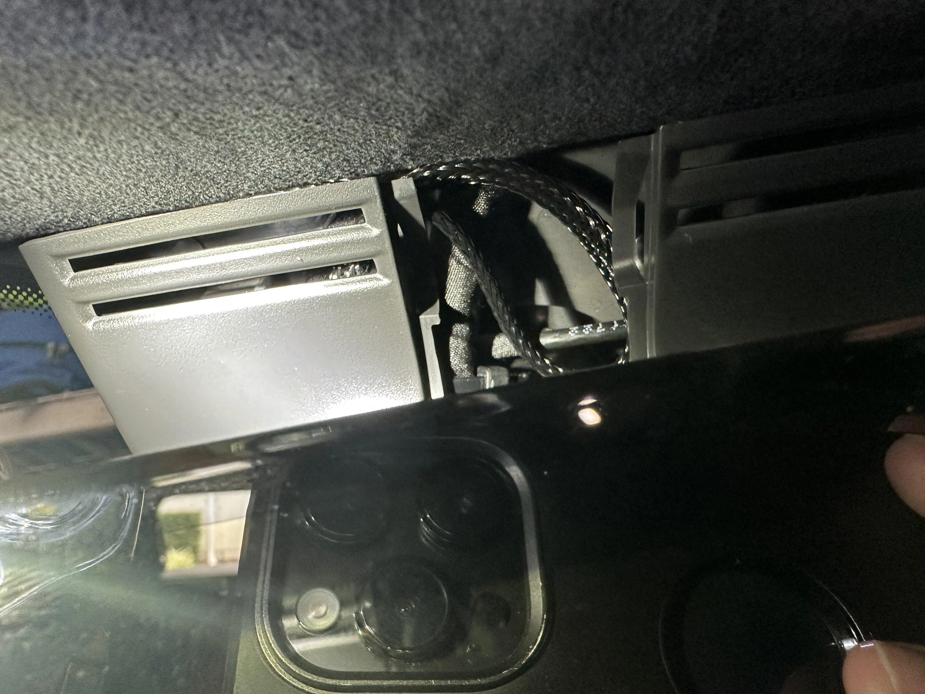 Rivian R1T R1S Radar Detector hardwire, who has done it? IMG_8229