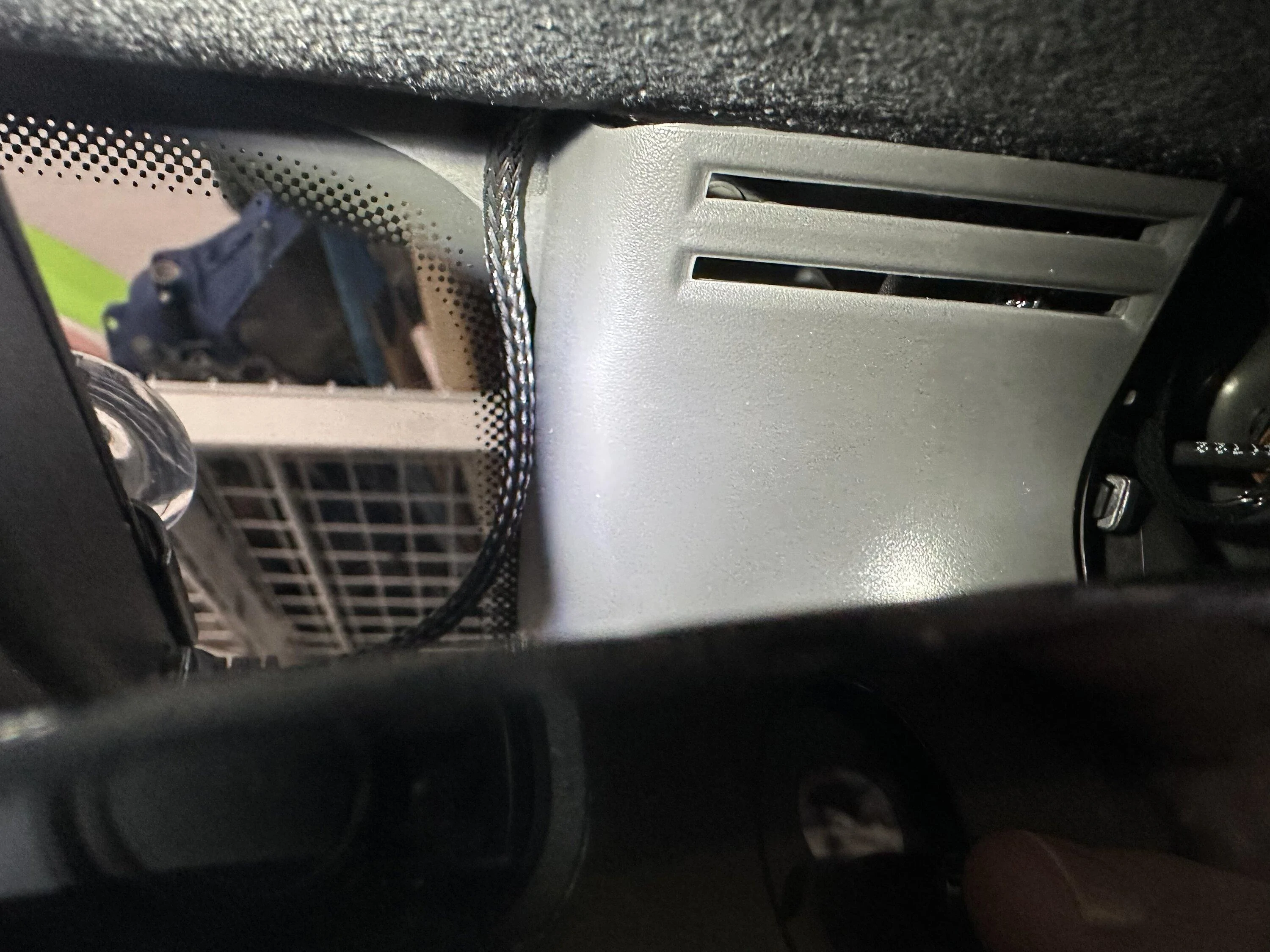 Rivian R1T R1S Radar Detector hardwire, who has done it? IMG_8231