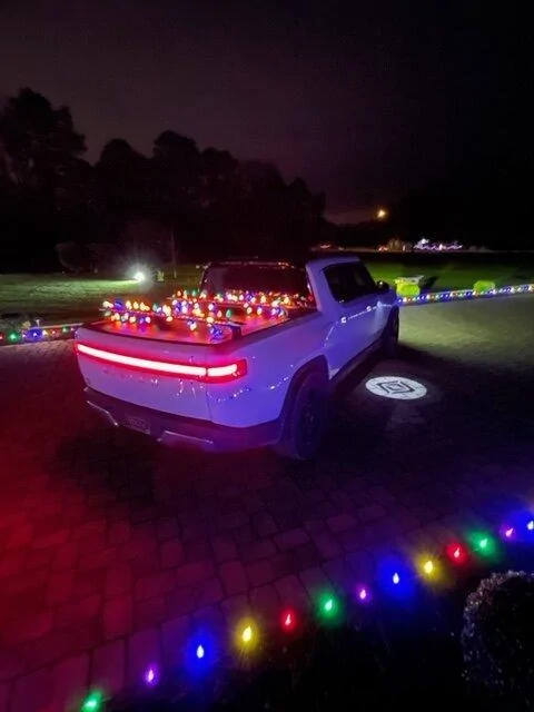 Rivian R1T R1S GLACIER WHITE R1T  Photos xmas Lights