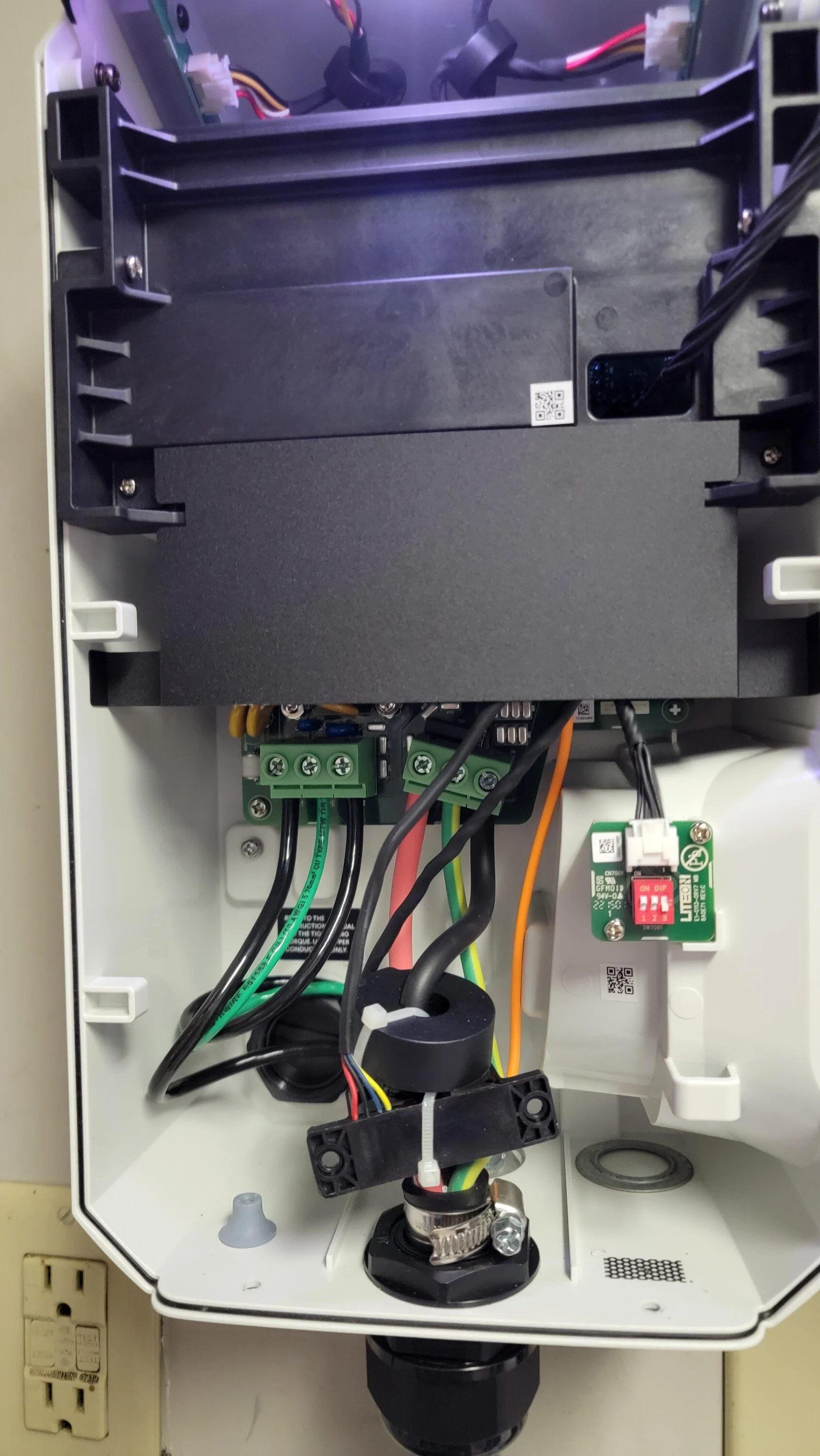 Rivian R1T R1S Charging issue 20230101_191626