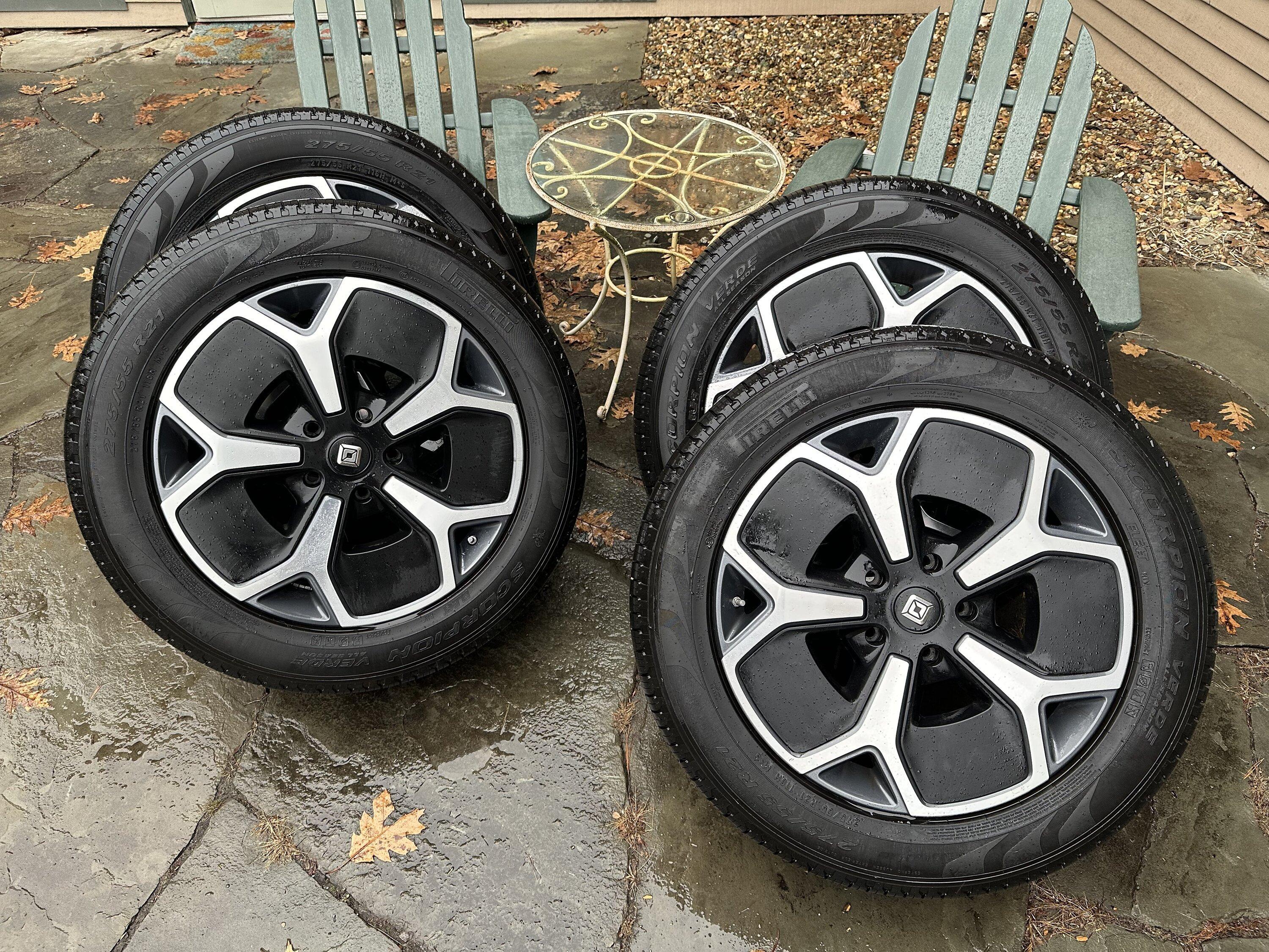 Rivian R1T R1S FS: 21" Wheels and Tires - 2 left - $400 each IMG_0759