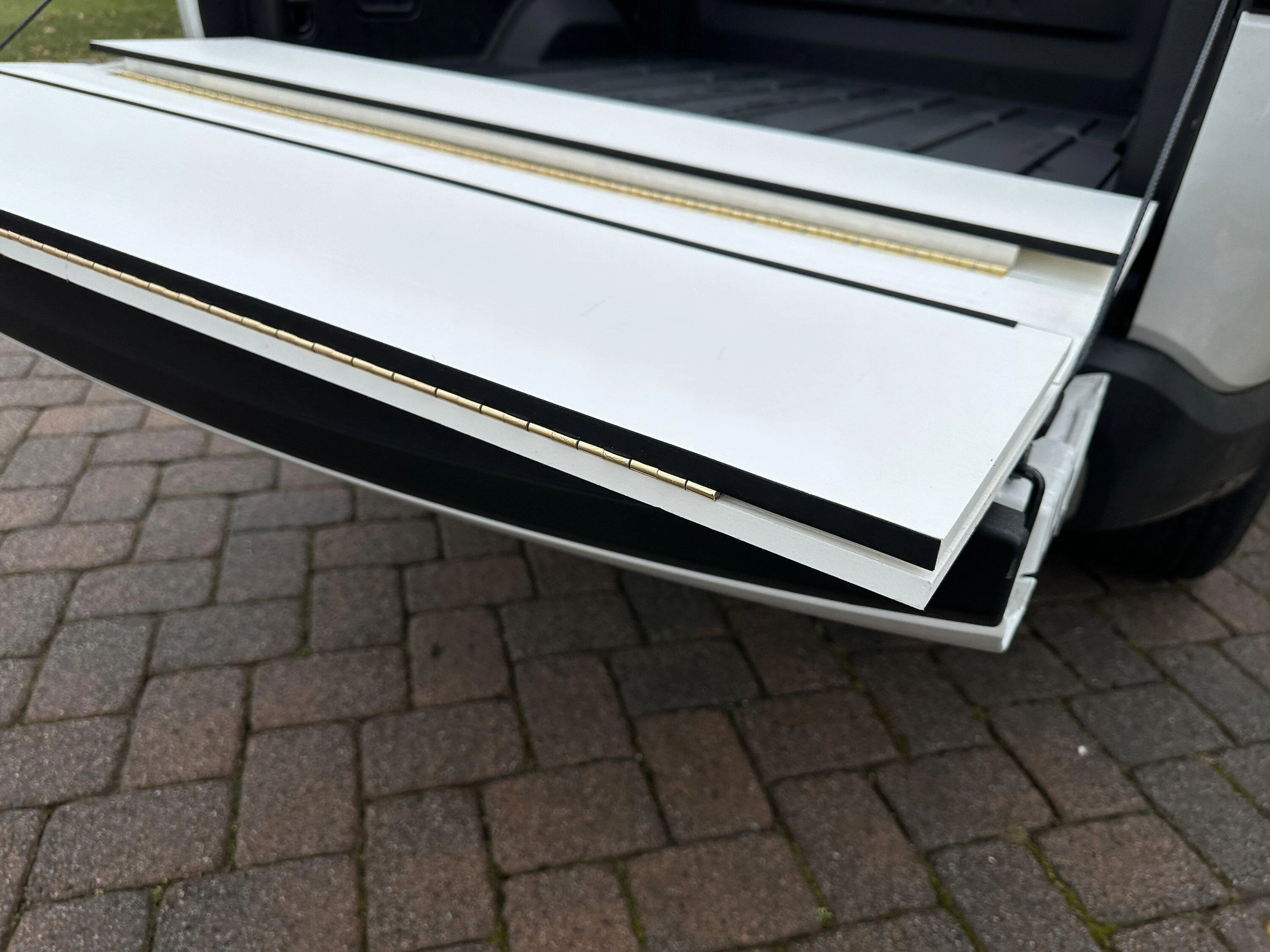 Rivian R1T R1S DIY temporary tonneau / bed cover? 20230104_183506784_iOS
