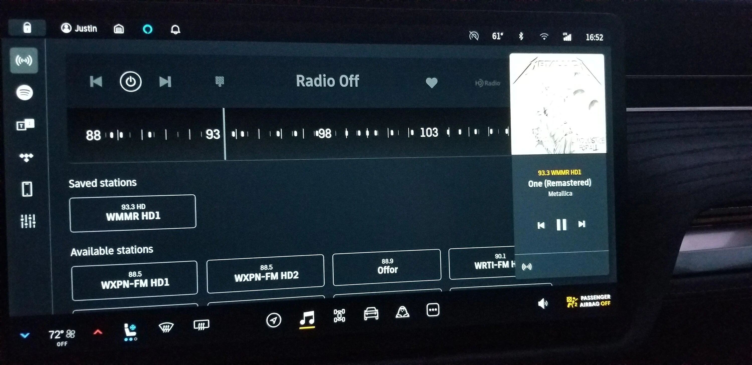 Rivian R1T R1S FM radio disconnected / odd media player icons 20230104_165231