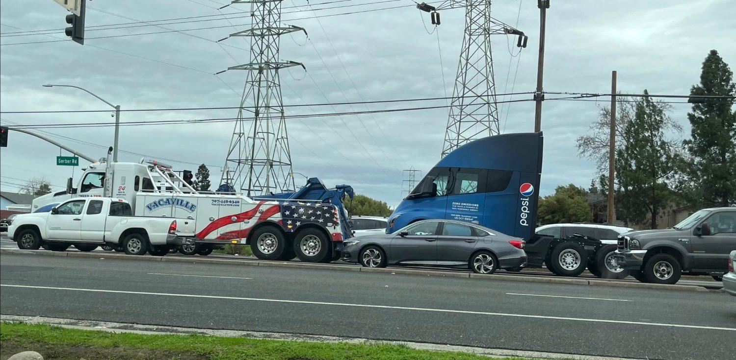 Rivian R1T R1S ?Good News Cybertruck Fans! Tesla Claims It Can Pull “Near Infinite Mass”!!!? Tesla-Semi-being-towed