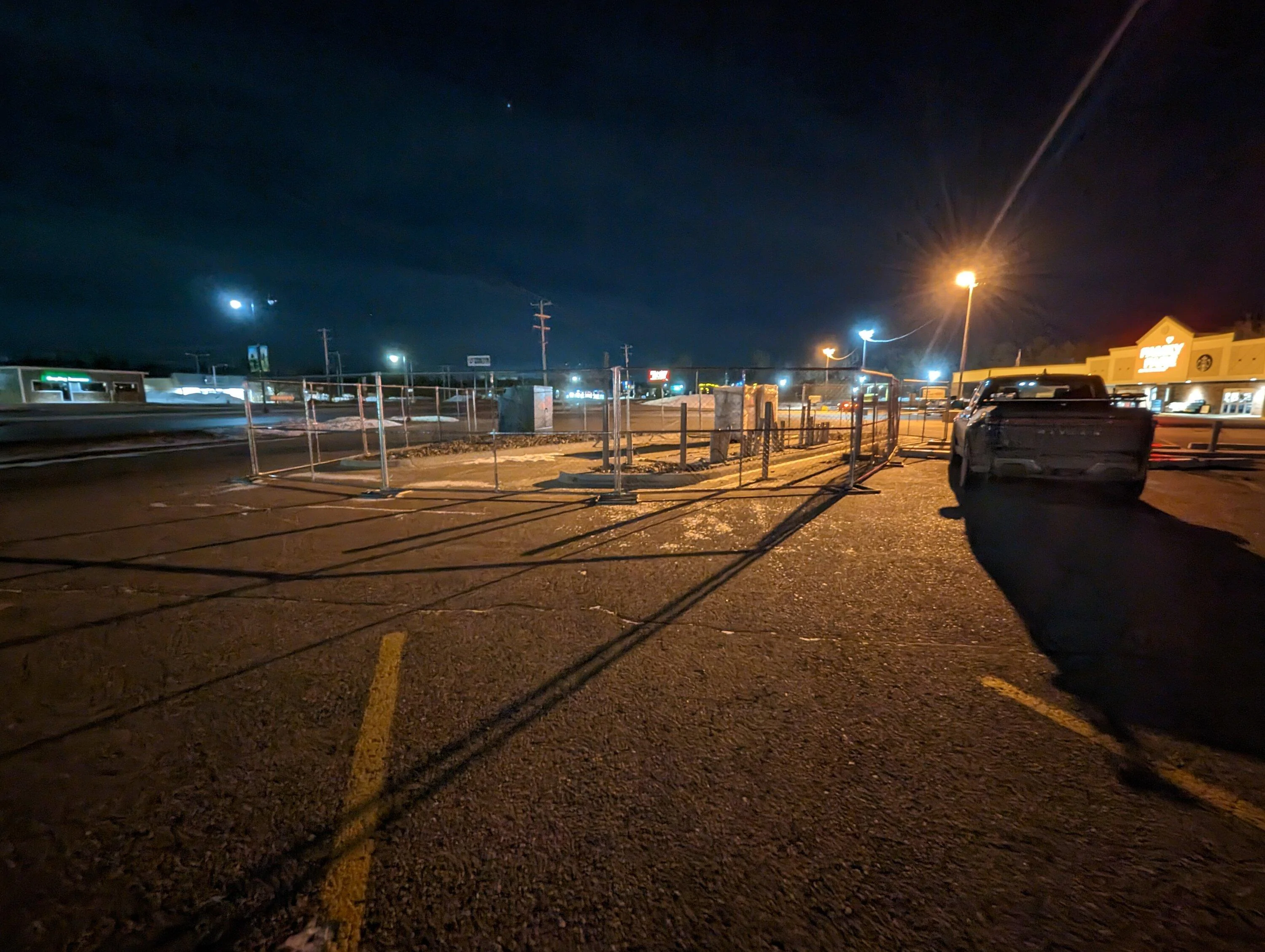 Rivian R1T R1S Finally RAN Grayling is ONLINE! PXL_20230109_035505046.NIGHT