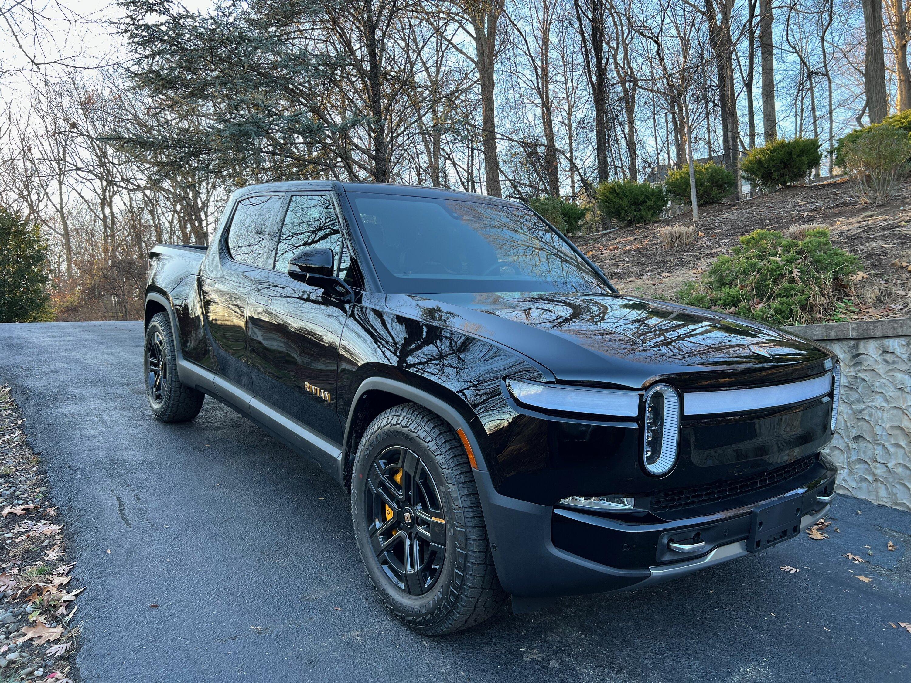 Rivian R1T R1S Picked up R1T today IMG_5415
