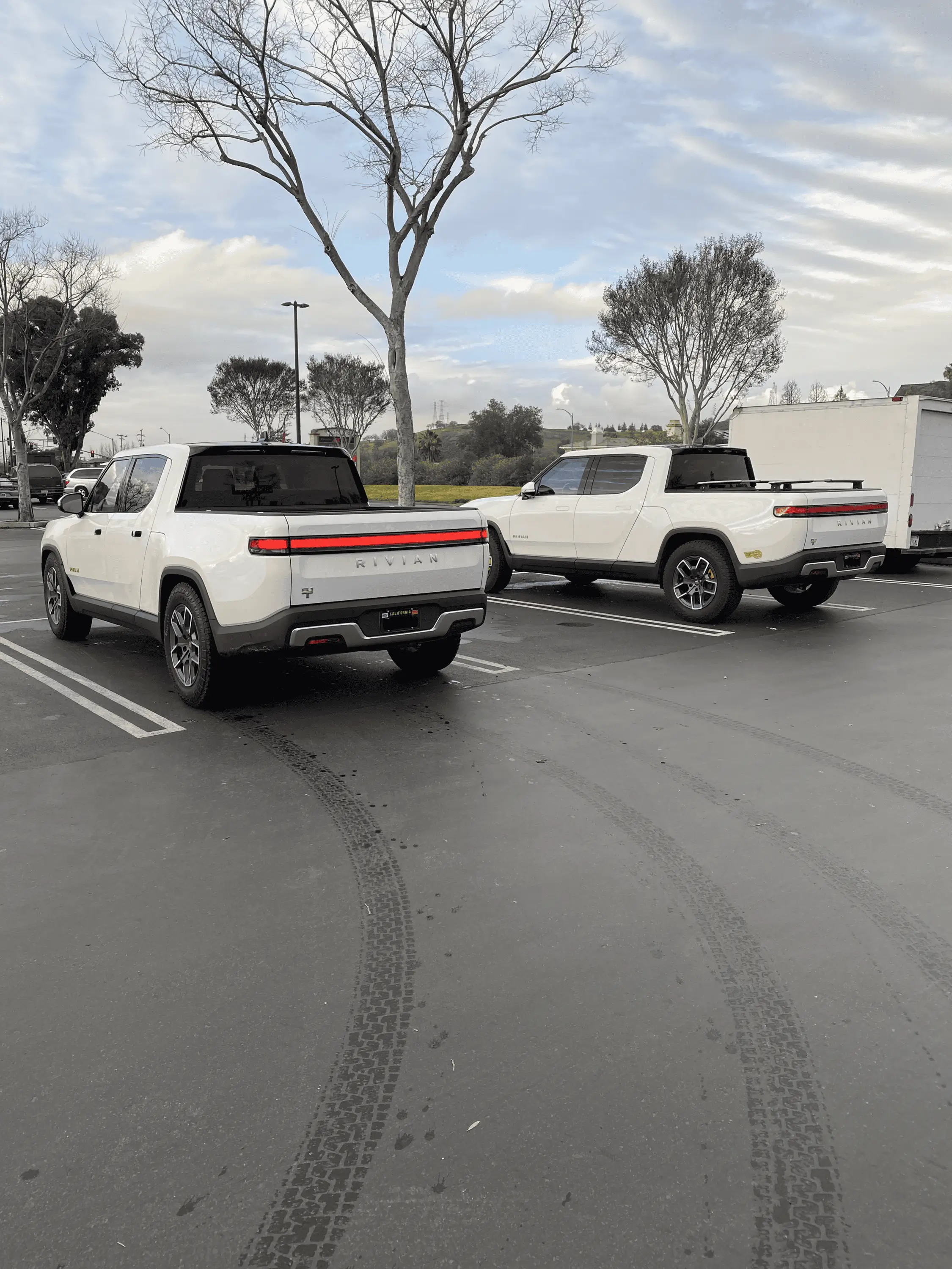 Rivian R1T R1S JFF: If you see a Rivian, you park next to the Rivian IMG_4599
