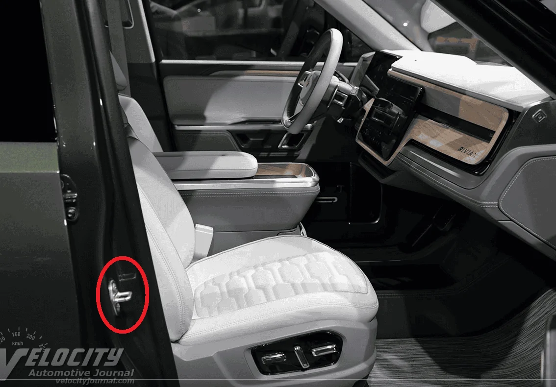 Rivian R1T R1S Thinking about returning R1T, need some help. 1673386137630