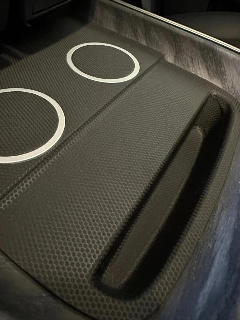 Rivian R1T R1S AdventureMat - MagSafe Charging Pad IMG_0535