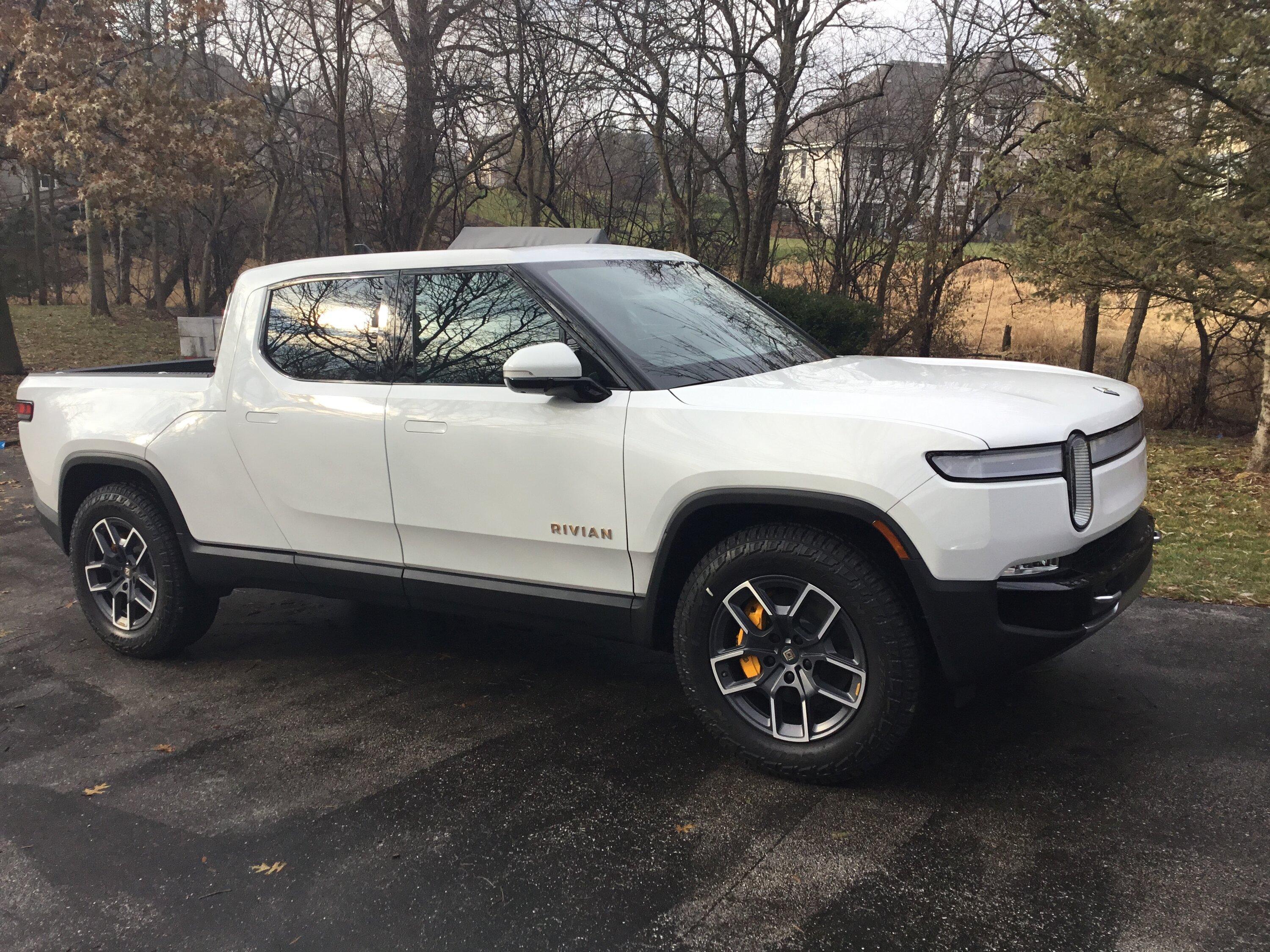 Rivian R1T R1S Delivery Day!! DBEB002E-3CDA-4229-B73A-F5A780ADE518