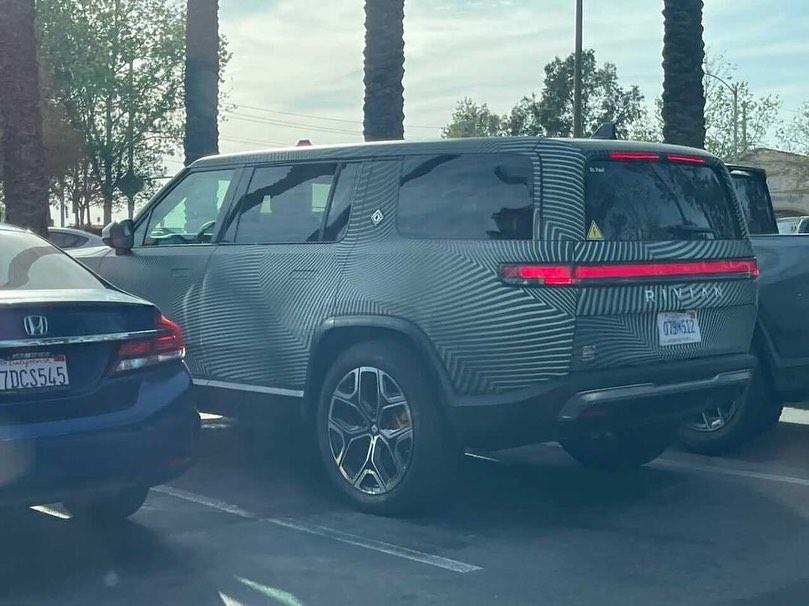 Rivian R1T R1S Real Rivian Photos & Videos 172276889_508809623478094_5470959478714280418_n