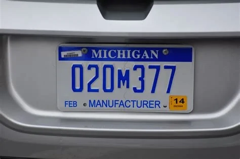 Rivian R1T R1S Real Rivian Photos & Videos mi