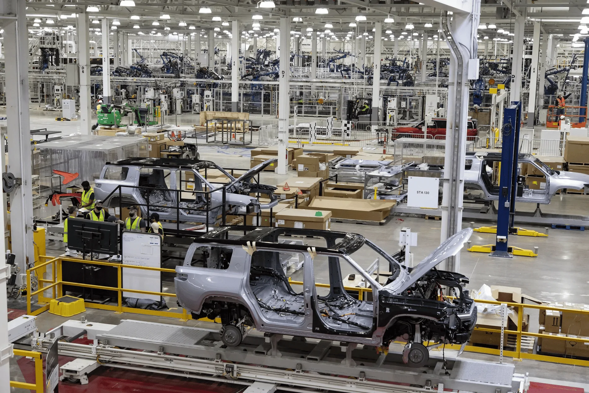 Rivian R1T R1S Chicago Tribune Article With Great Factory Updates and Photos! 62edla4wqst61