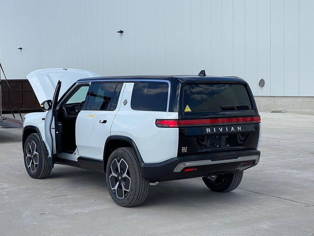 Rivian R1T R1S Real Rivian Photos & Videos 176540735_538282537315204_7951714195886943183_n