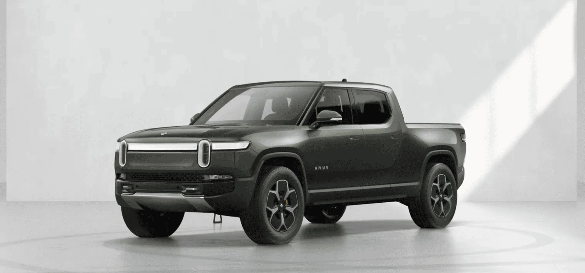 Rivian R1T R1S Official: Rivian Experience – Purchasing, Return Policy & Charging 1619216436790