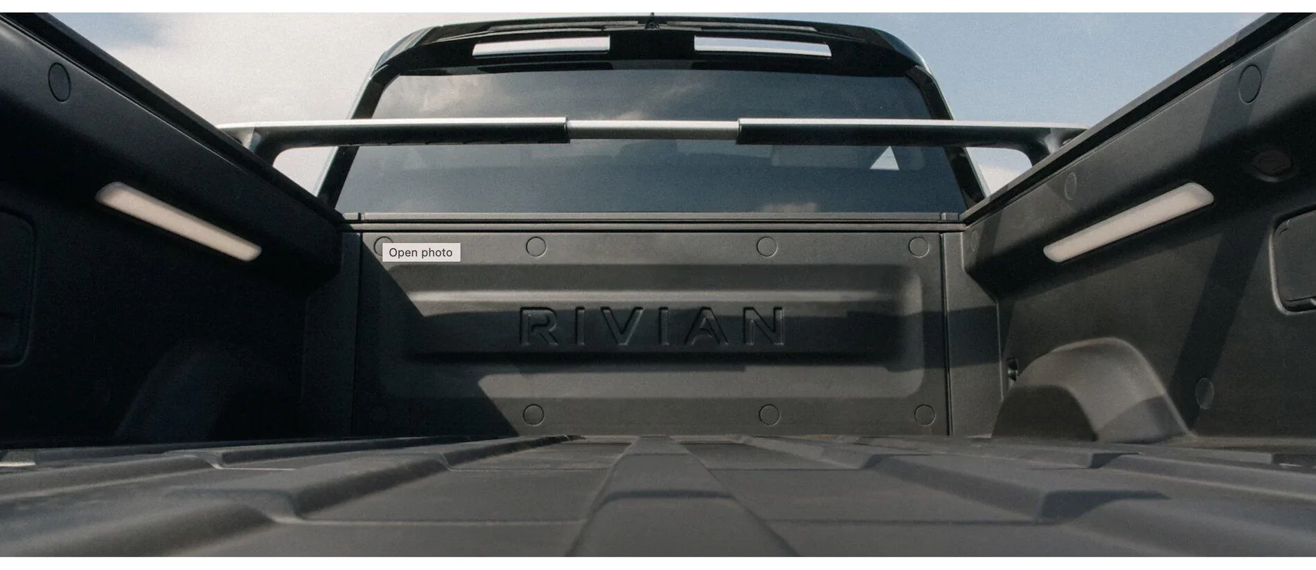 Rivian R1T R1S Sizing up the R1T - Exterior dimensions, specs, details and updates! Screen Shot 2021-05-07 at 11.04.38 AM
