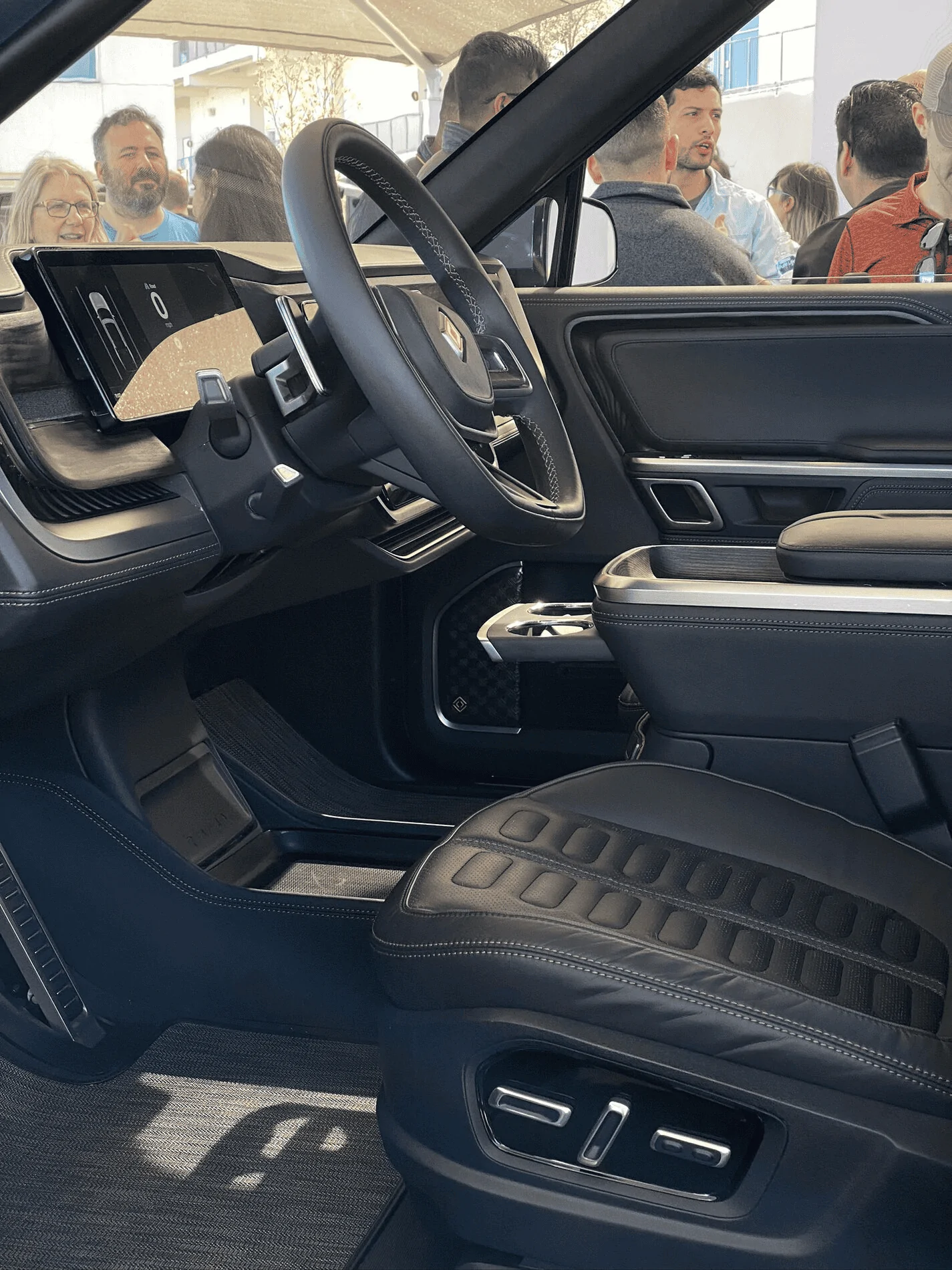 Rivian R1T R1S Real Rivian Photos & Videos 1621022009821