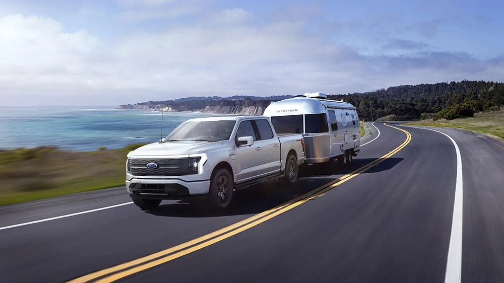 Rivian R1T R1S Electric F150 Lightning EV to be revealed May 19 Lightning pic2