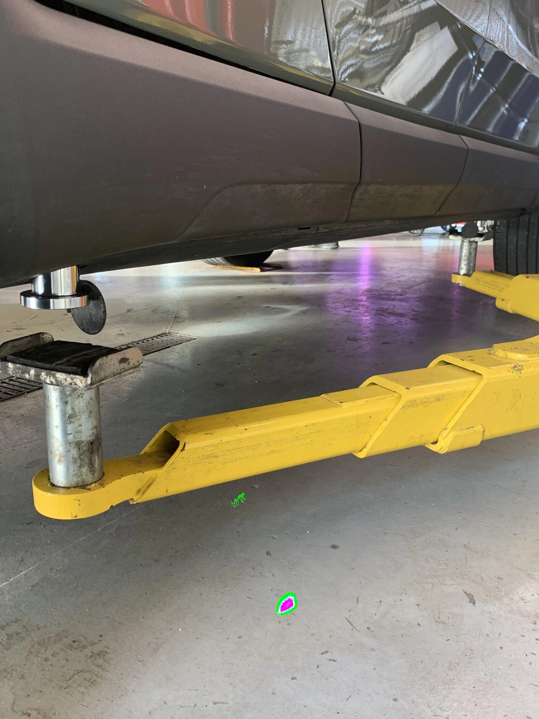 Rivian R1T R1S Jack pucks vs removing panels 949C73CC-242C-4466-823D-FD05611D68AA