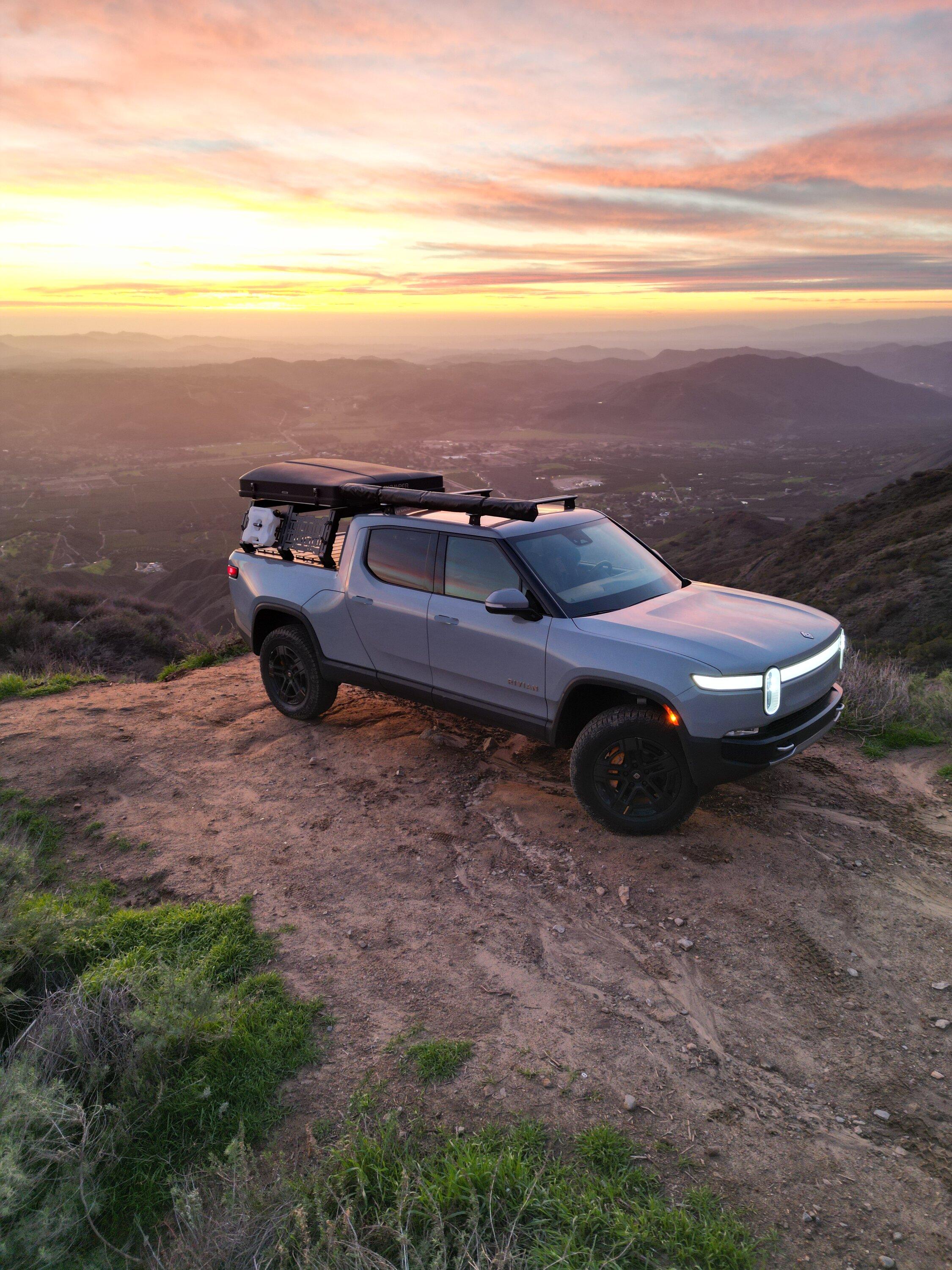 Rivian R1T R1S Just installed first production Overland Ruff Rax bed rack on R1T -- review & photos DJI_0024