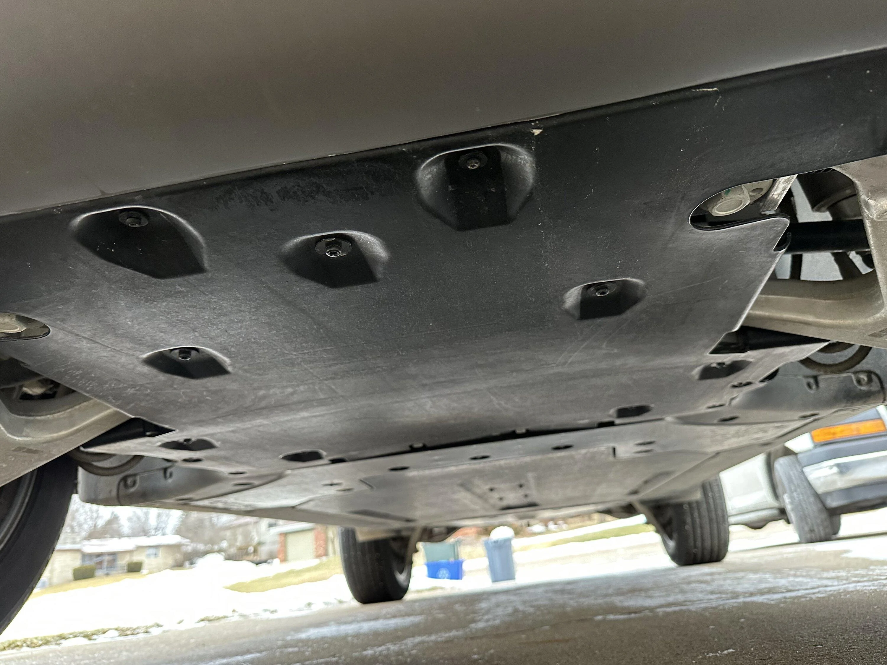 Rivian R1T R1S PSA on Loose Underbody Shield Bolts vsUUTUQ