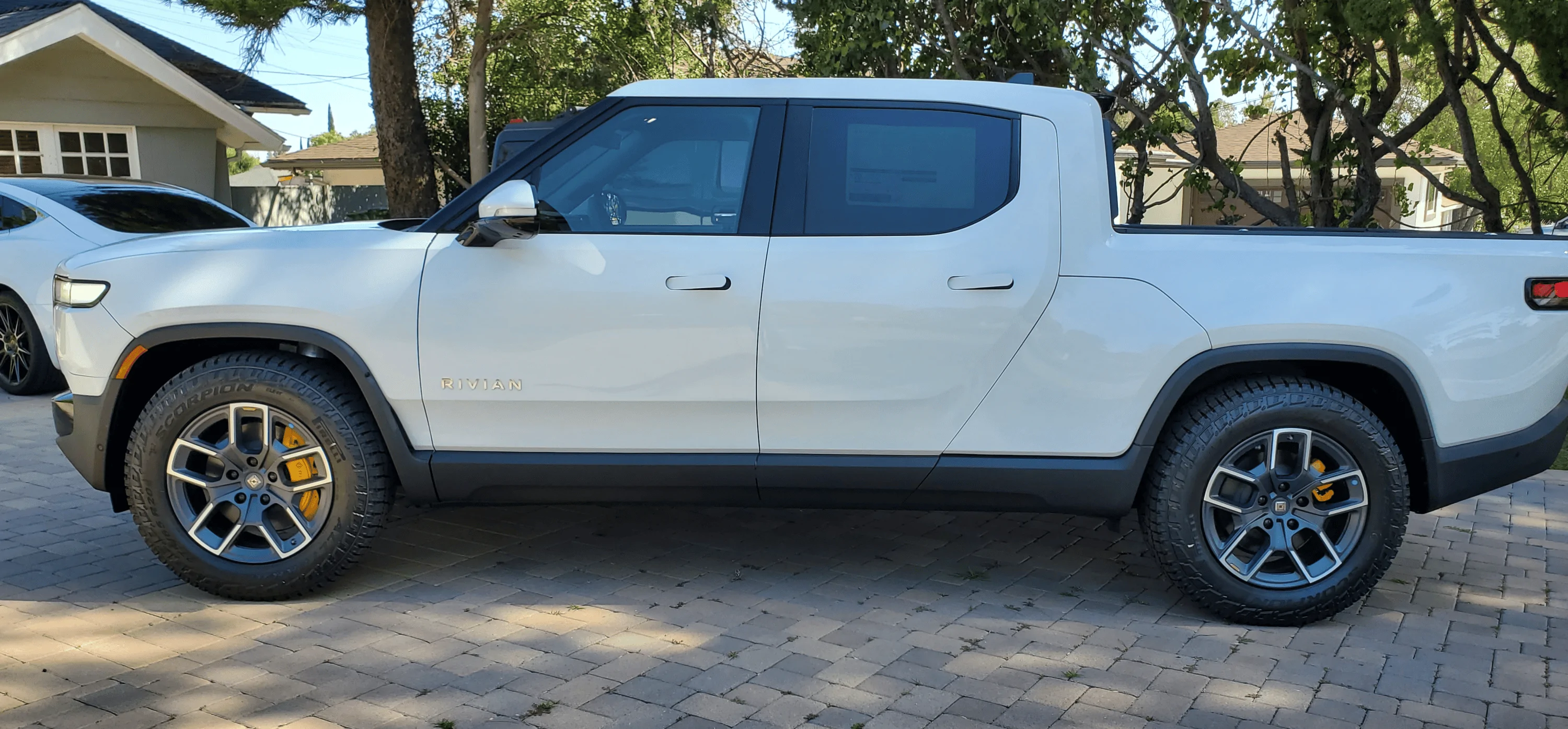 Rivian R1T R1S Take FIVE on Custom Wheels, Curious which you prefer? 1673654000102