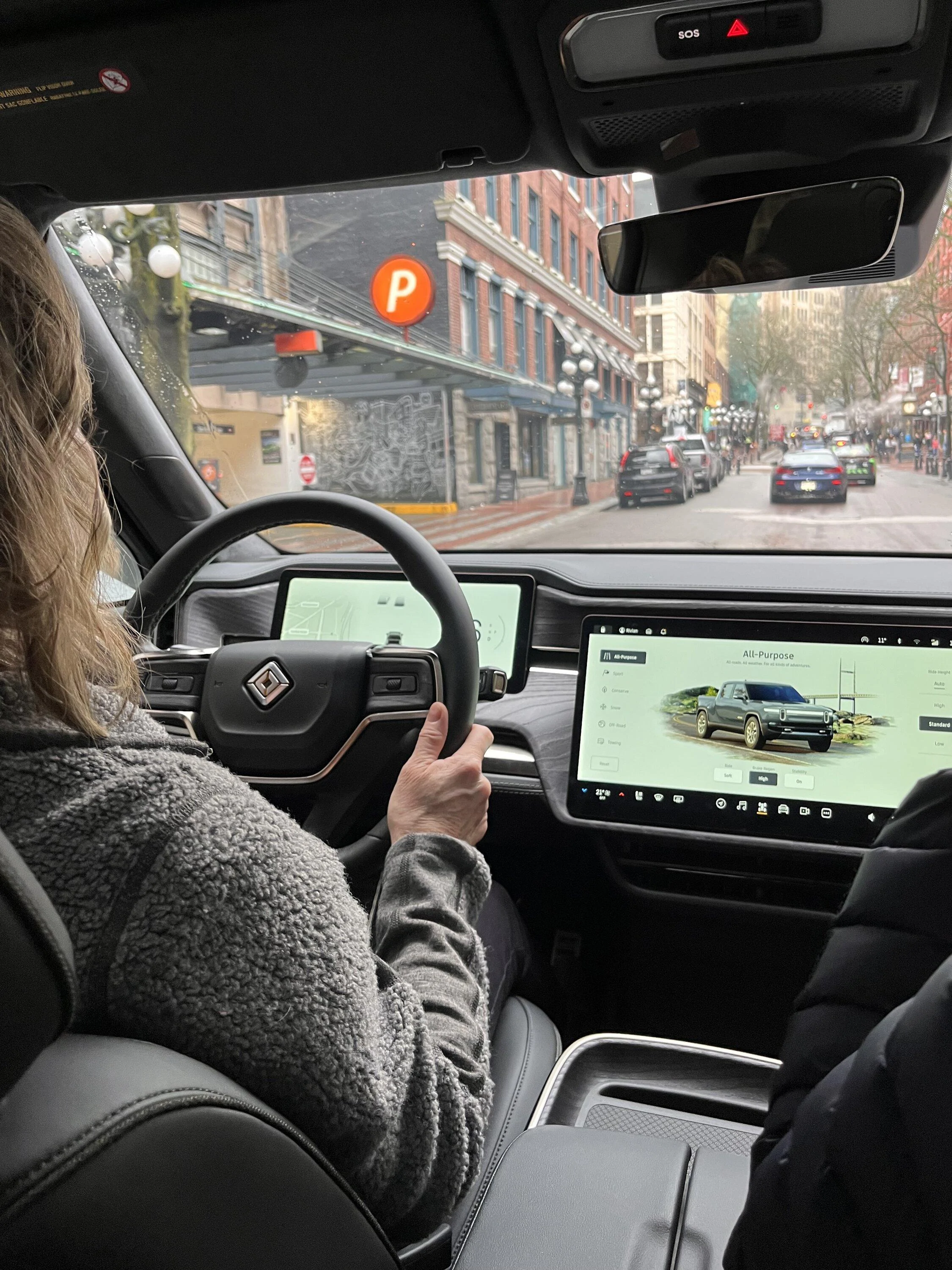 Rivian R1T R1S Canadian Guide Contact / Delivery Updates IMG_5922