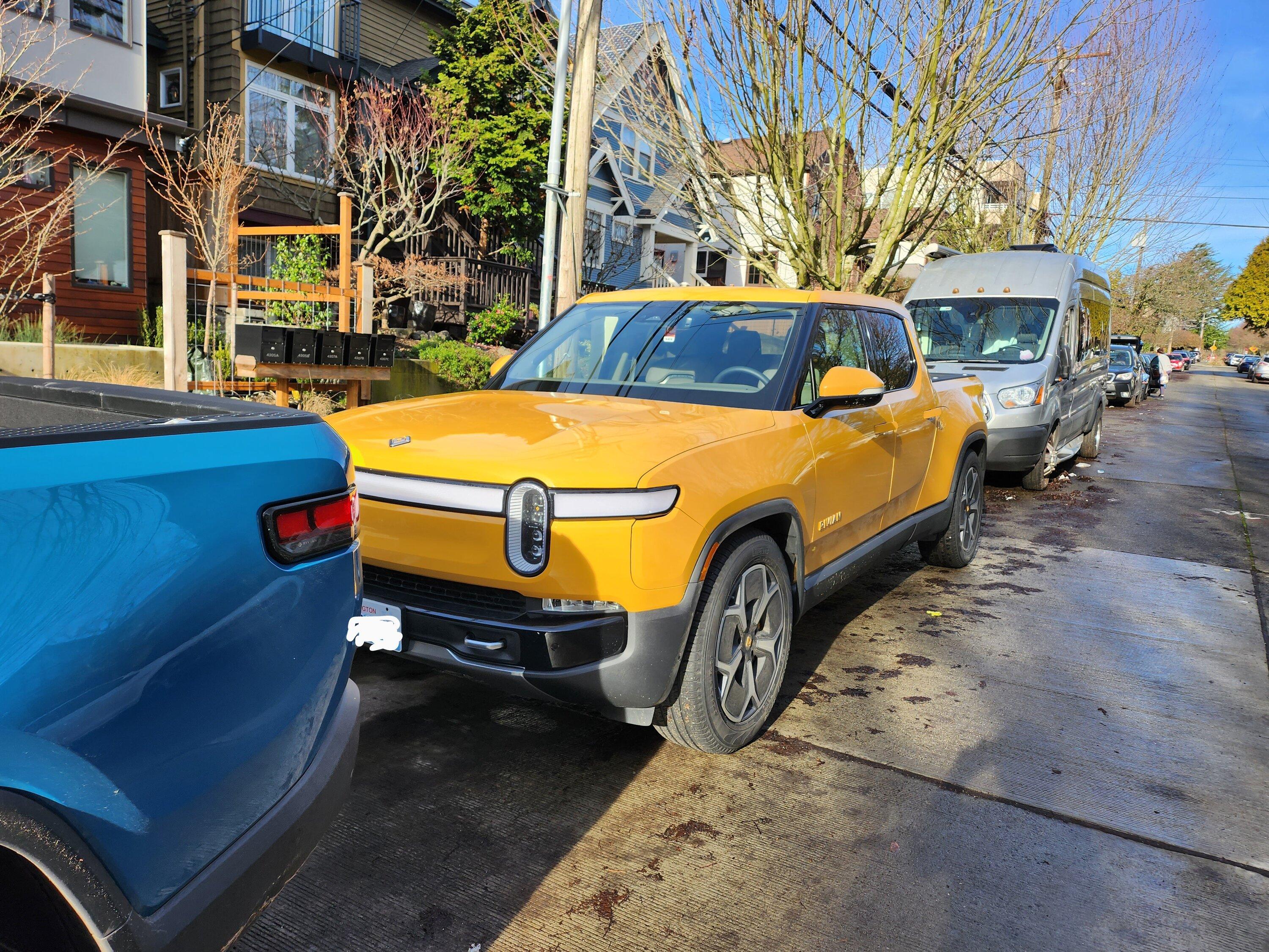 Rivian R1T R1S PSA: Check if your Rivian is locked ? 20230114_114606~2