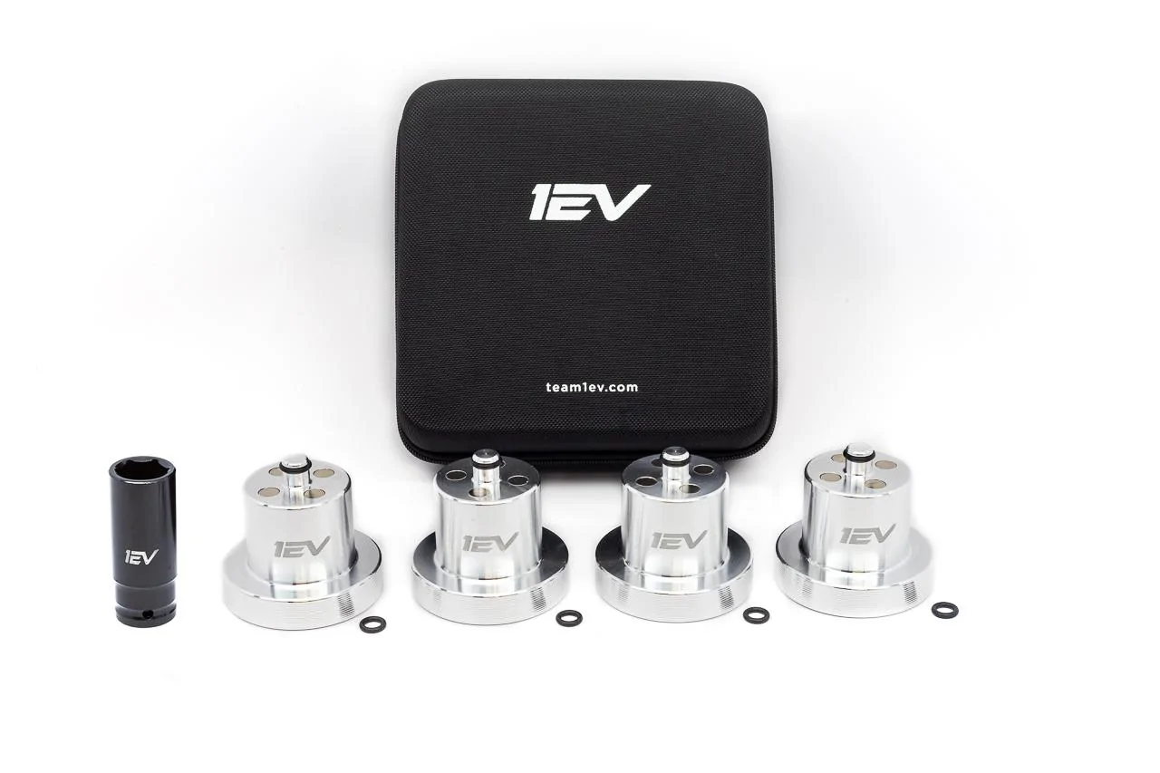 Rivian R1T R1S News Alert!  1EV Jack Puck Case Kits now include a FREE Rivian Deep Wall Lug Nut Impact Socket! 1ev-rivian-r1t-r1s-rmaxx-v5-magnet-jack-pucks-with-socket-1 (1)