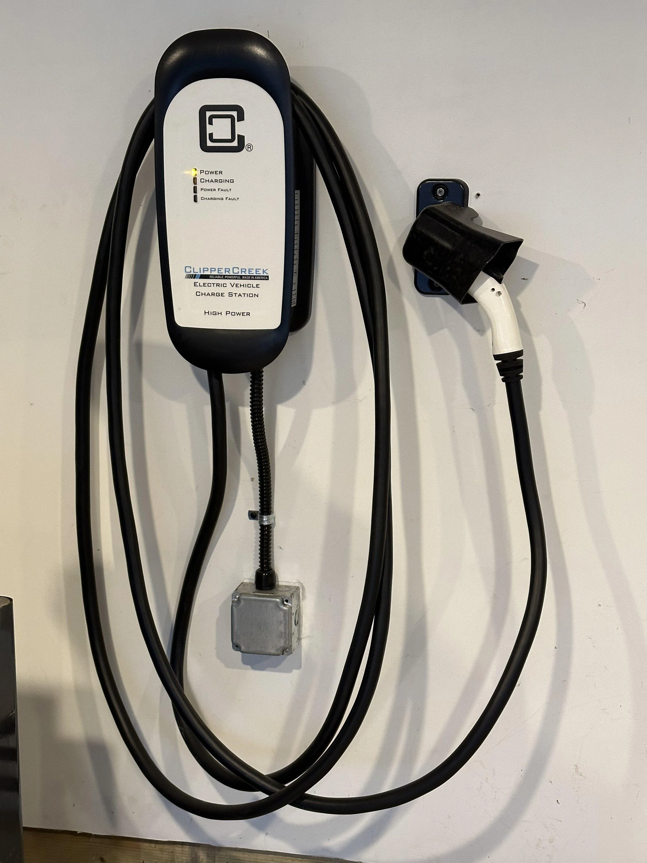Rivian R1T R1S Show off your Level 2 Home Charger installs here 4CA49B7B-EB8C-42A5-95D3-6D9C65E7894D