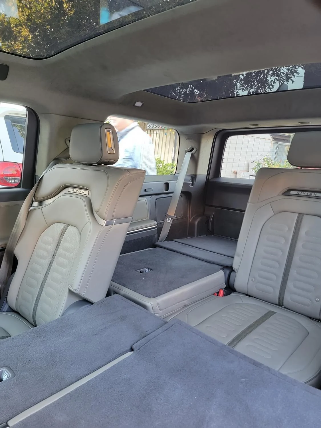 Rivian R1T R1S FOREST EDGE Rivian Interior Photos A3B3560D-F289-4C71-A047-B860672194D1