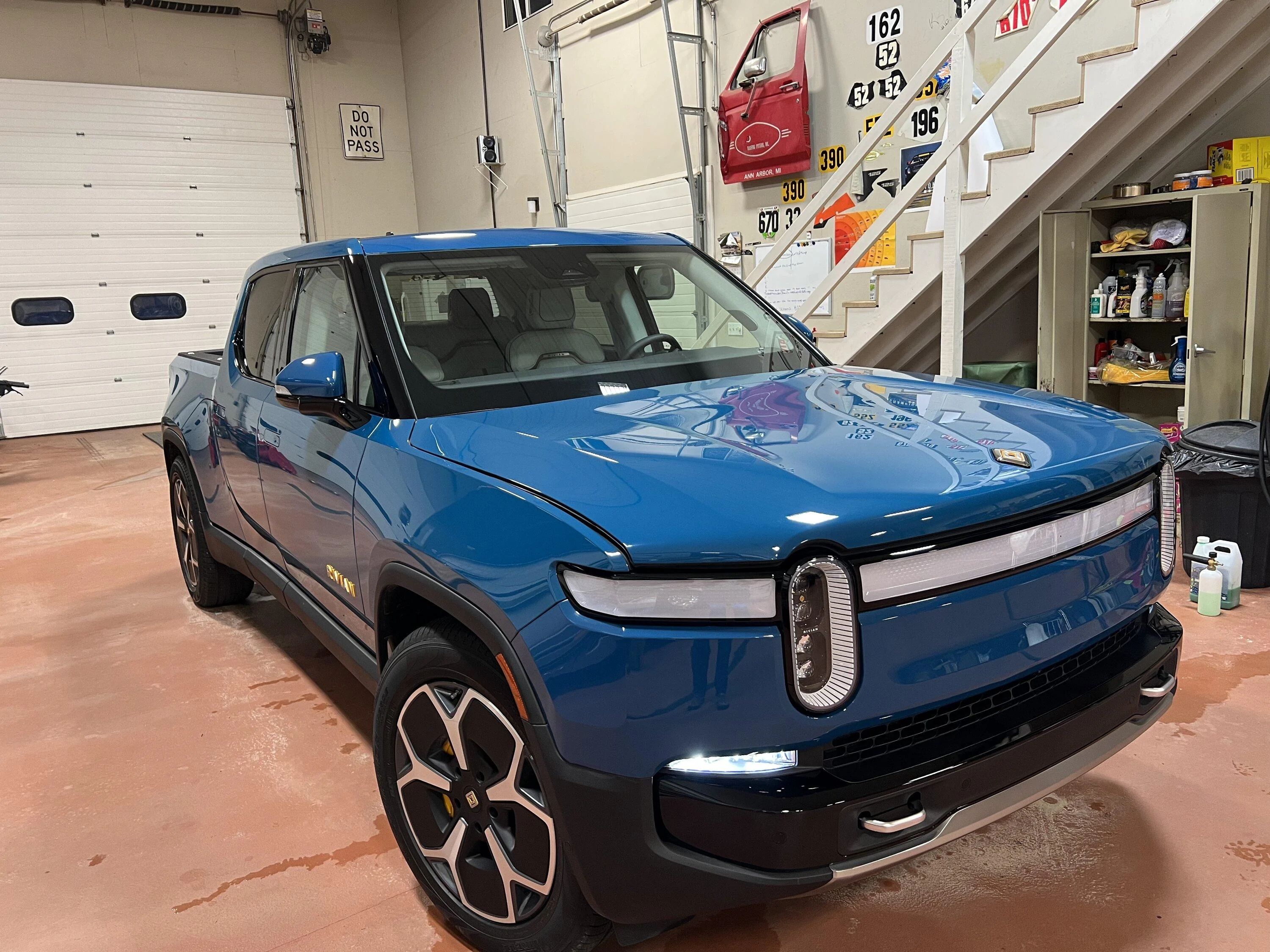 Rivian R1T R1S Our New R1T E7C0EC14-18F5-4F87-A25A-649C2FB61FA9