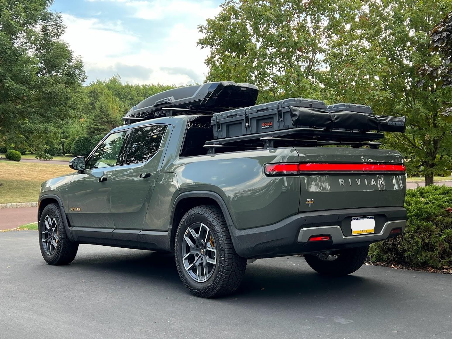 Rivian R1T R1S Roof cargo box recommendations IMG_2271 (1)