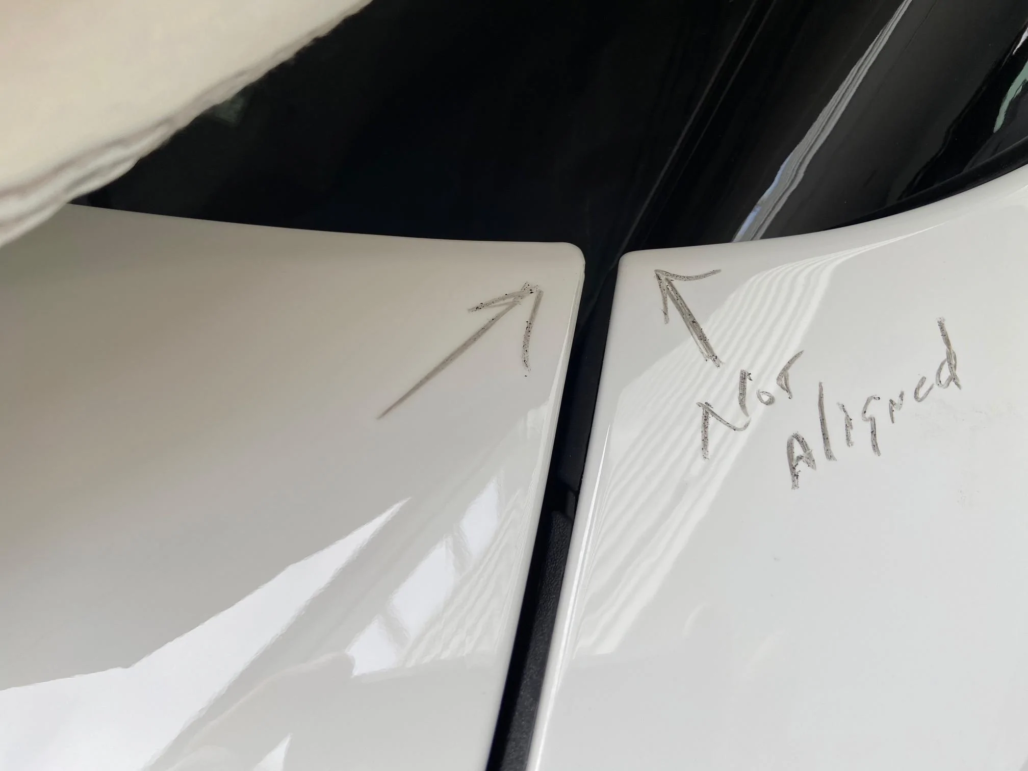 Rivian R1T R1S Misaligned R1T panel alignments resolved by Service Center AC1EABE8-77ED-49C0-9901-2D2B8B7CA62B