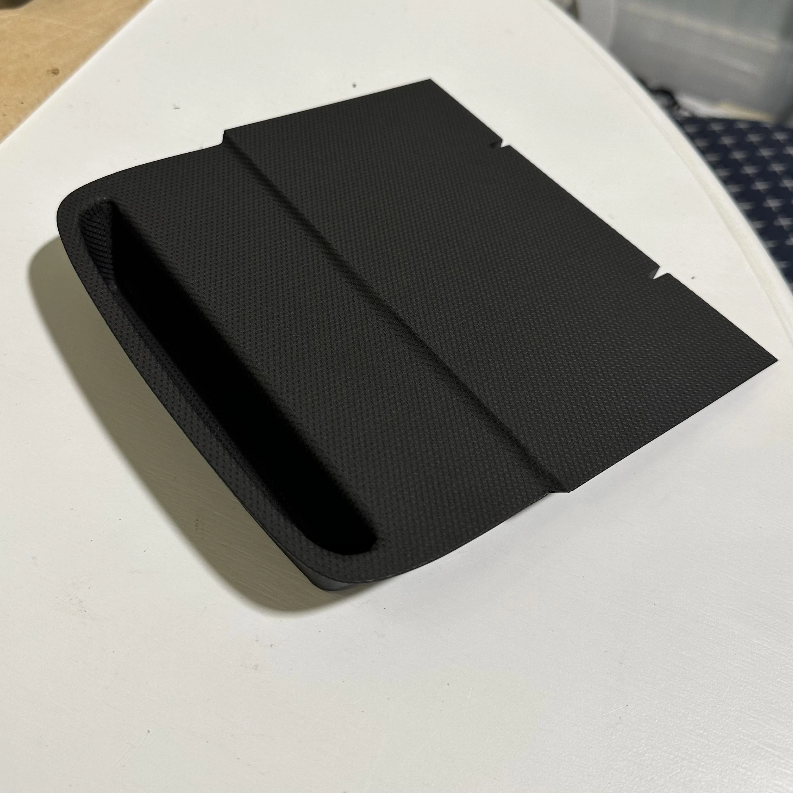 Rivian R1T R1S AdventureMat - MagSafe Charging Pad DECD0FDE-3B9F-4AF0-AEA7-FF306B713C06