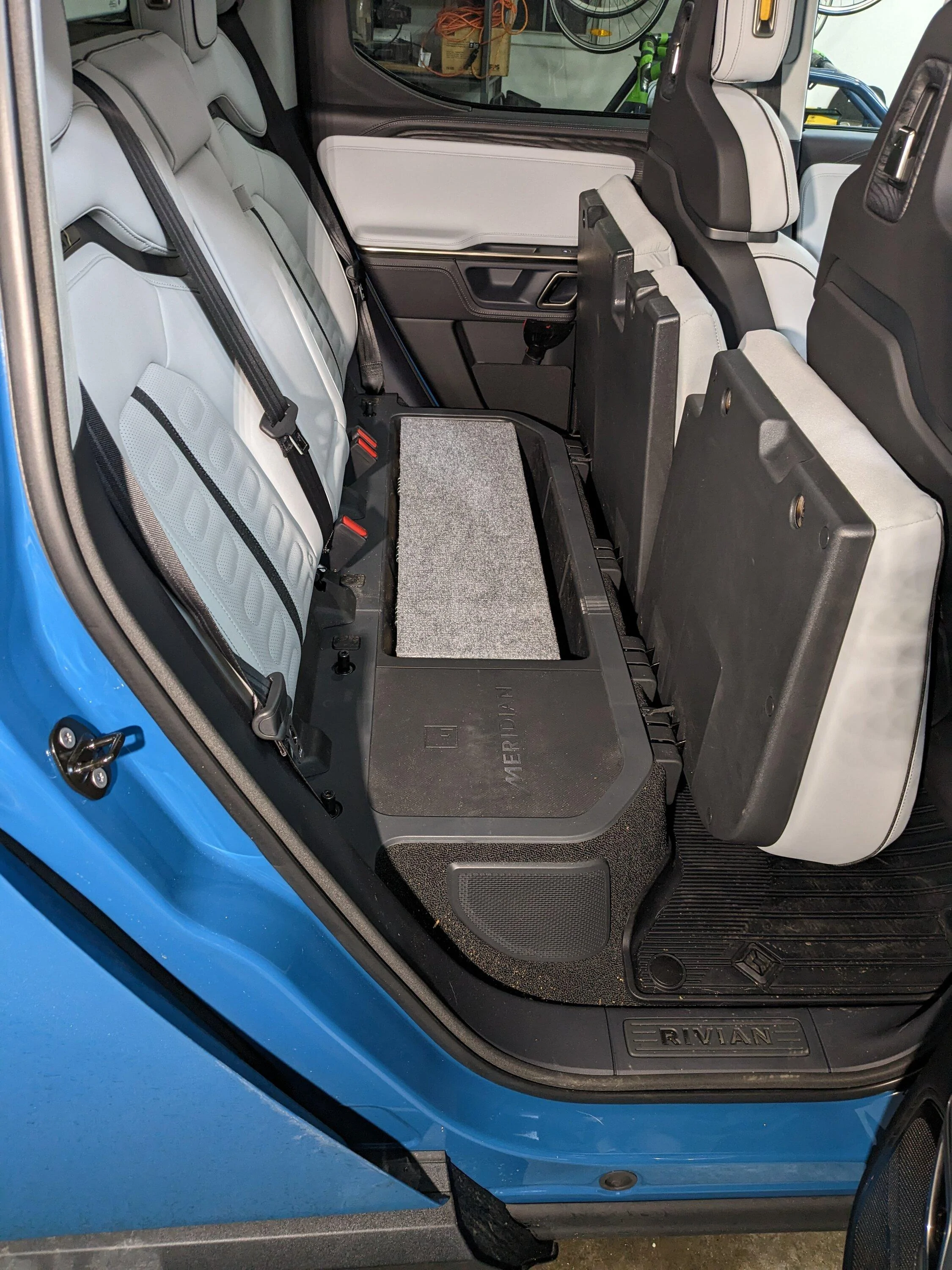 Rivian R1T R1S Dog Platform Bench custom DIY made for R1T back seat PXL_20230127_001343278