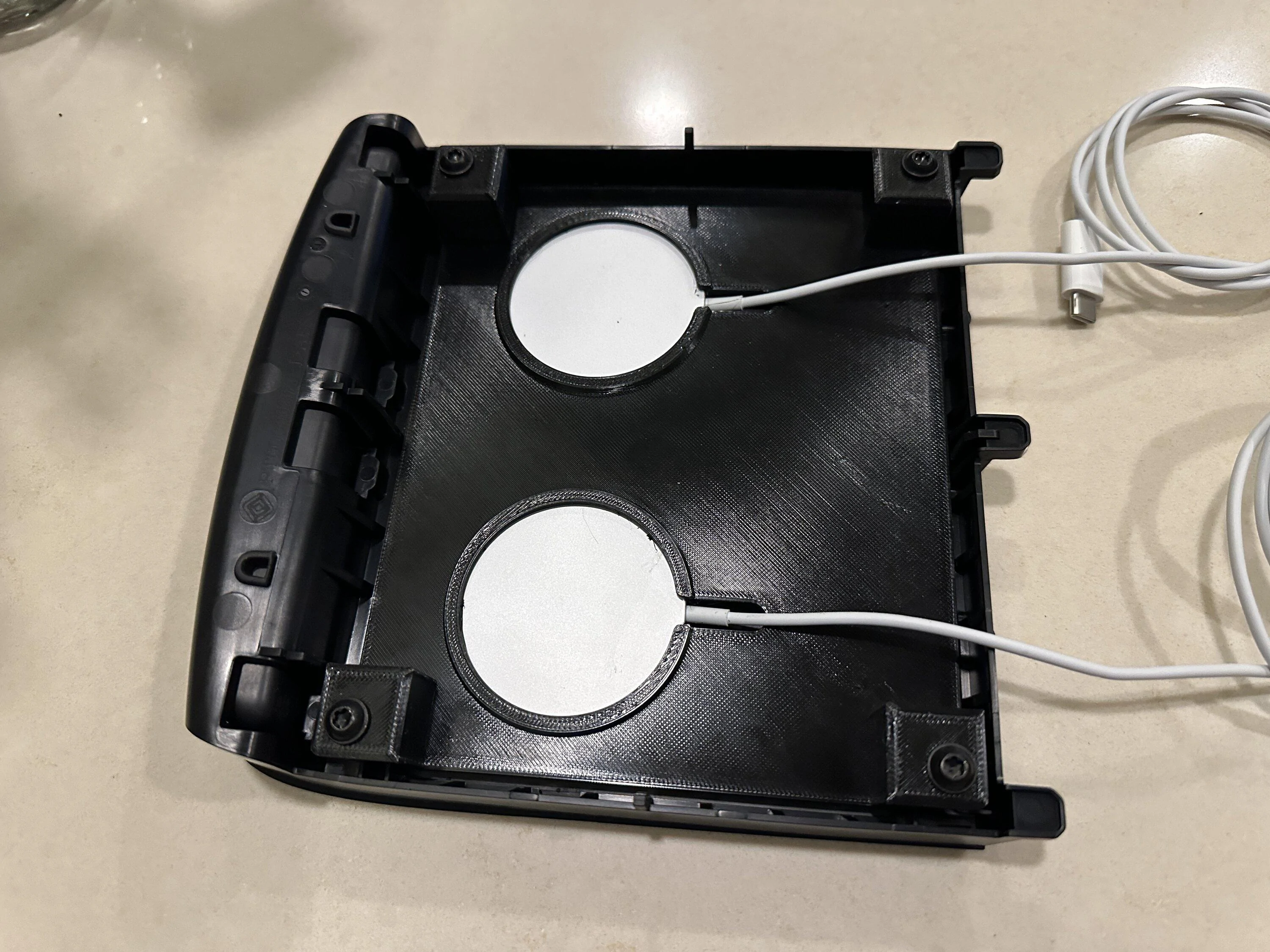 Rivian R1T R1S Simple Internal Apple MagSafe mod - STL attached 20230129_020214089_iOS