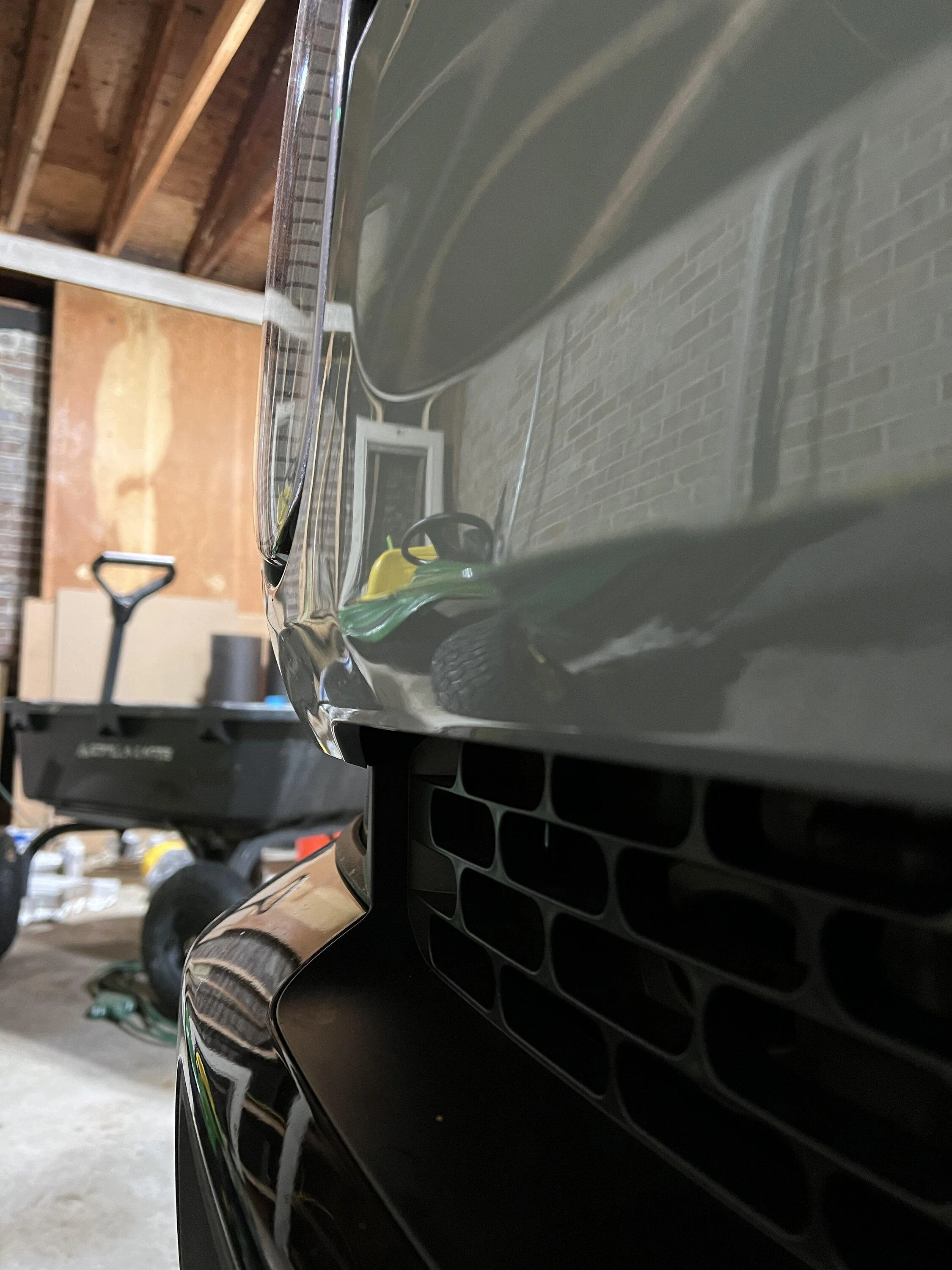 Rivian R1T R1S Bumps in door frame 1675066239619