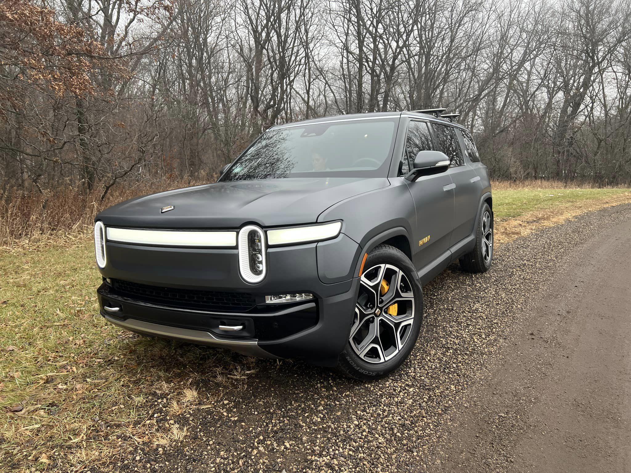 Rivian R1T R1S El CAP GRANITE Rivian Photos 322551841_2357342777764024_2013725779087788570_n