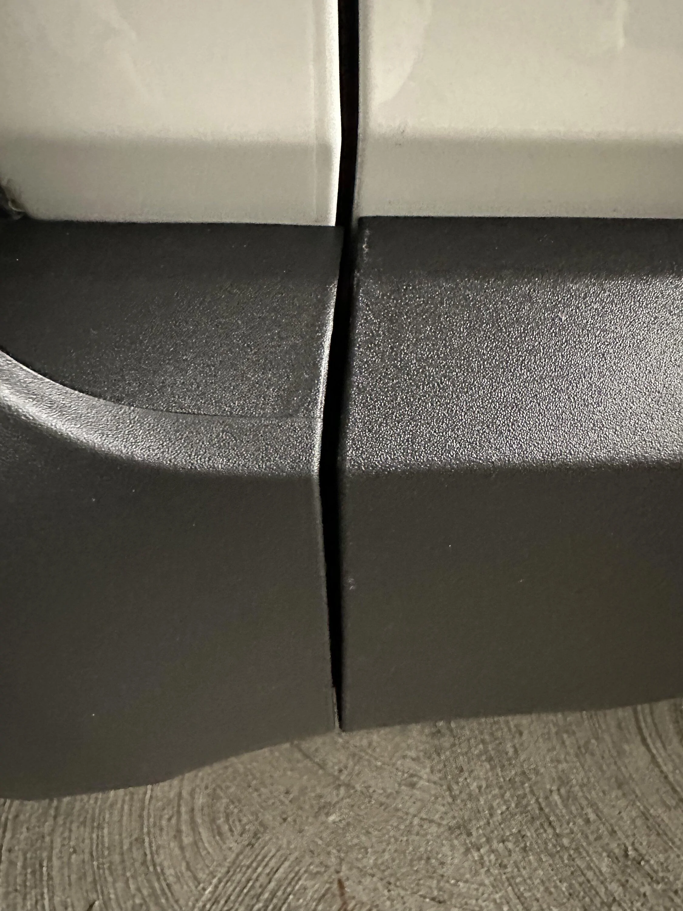 Rivian R1T R1S Sudden Acceleration During Parking 5D431688-B537-47D7-B78B-00E58CACDE84